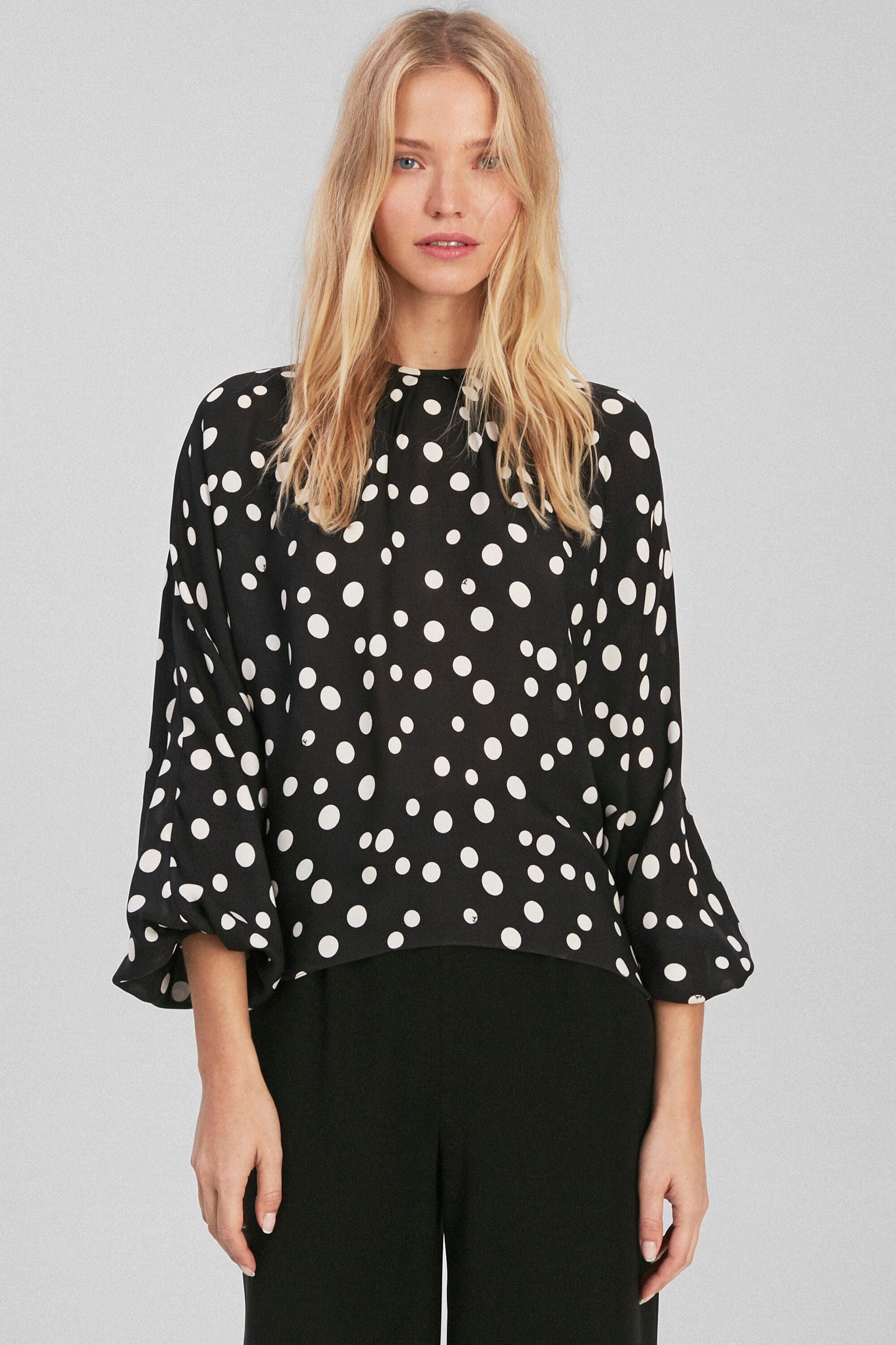 Oversized printed top in silk