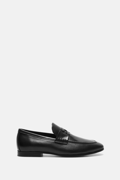 Doma Insignia Cut Out Leather Loafers - BLACK