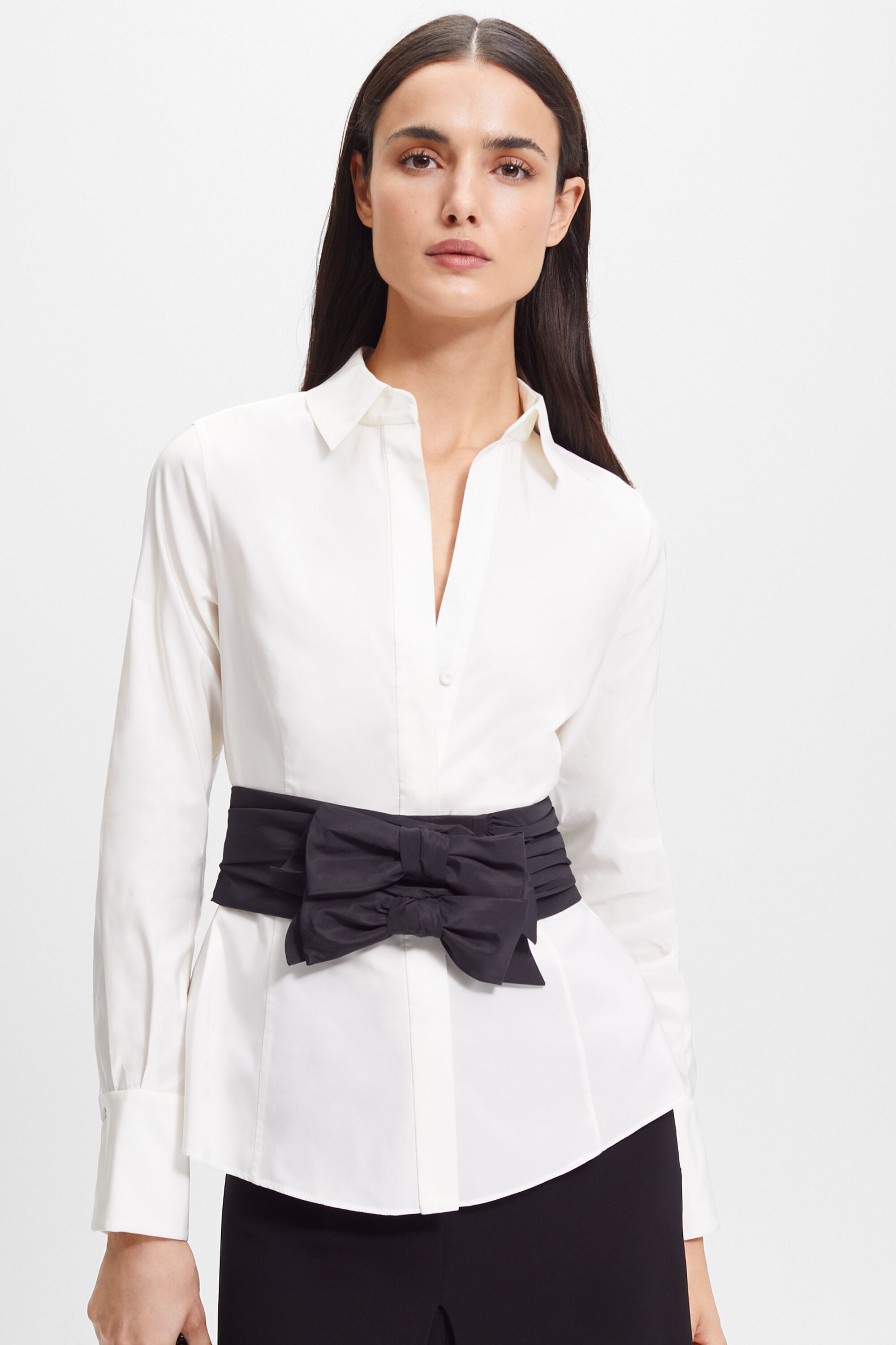 Taffeta fitted shirt with bow