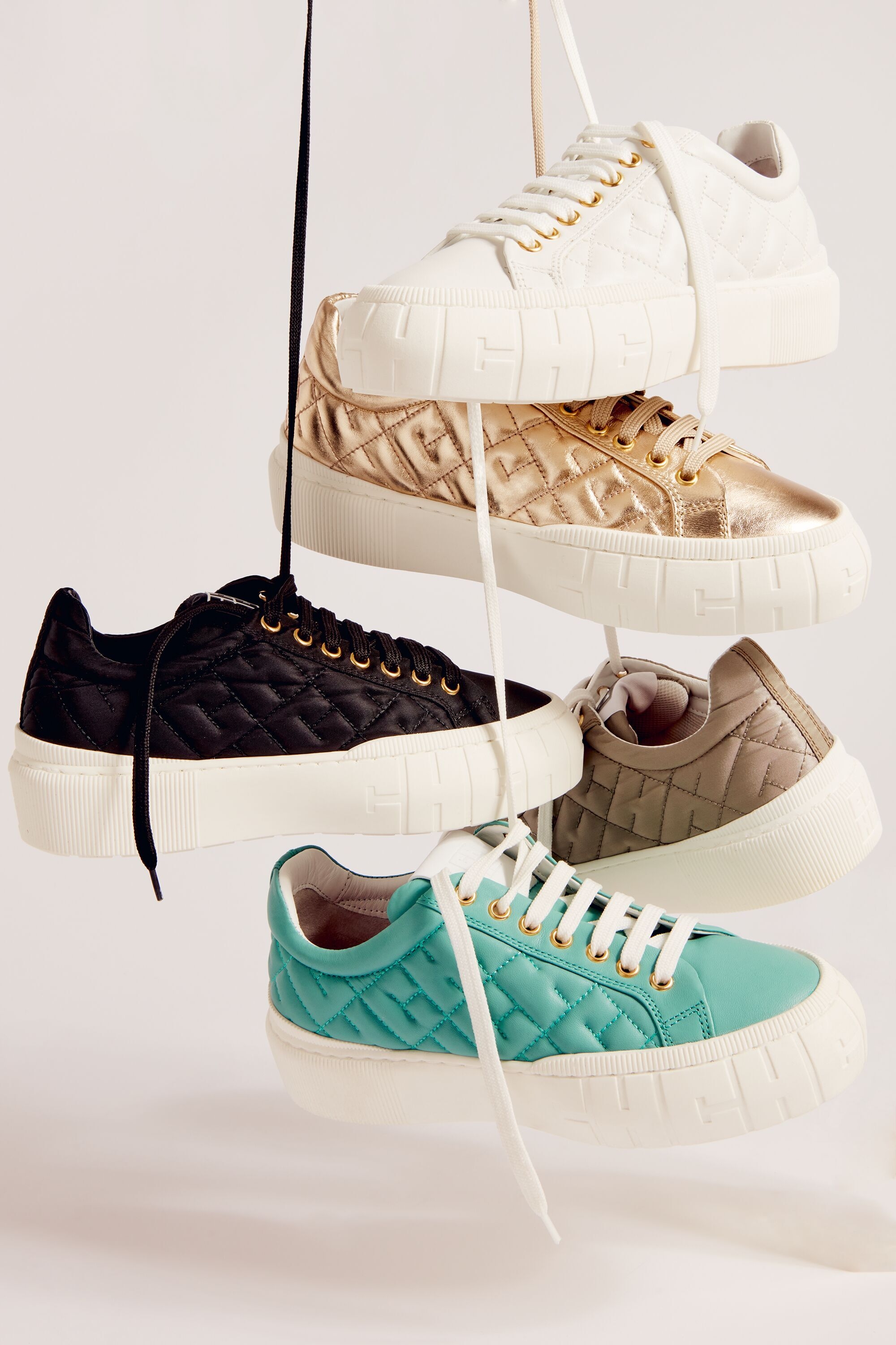 CH 2020 quilted leather sneakers