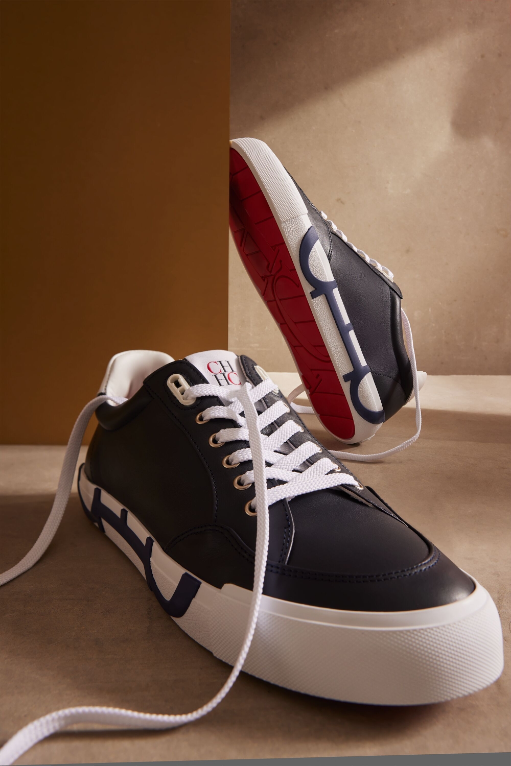 DOMA INSIGNIA SNEAKER DE PIEL