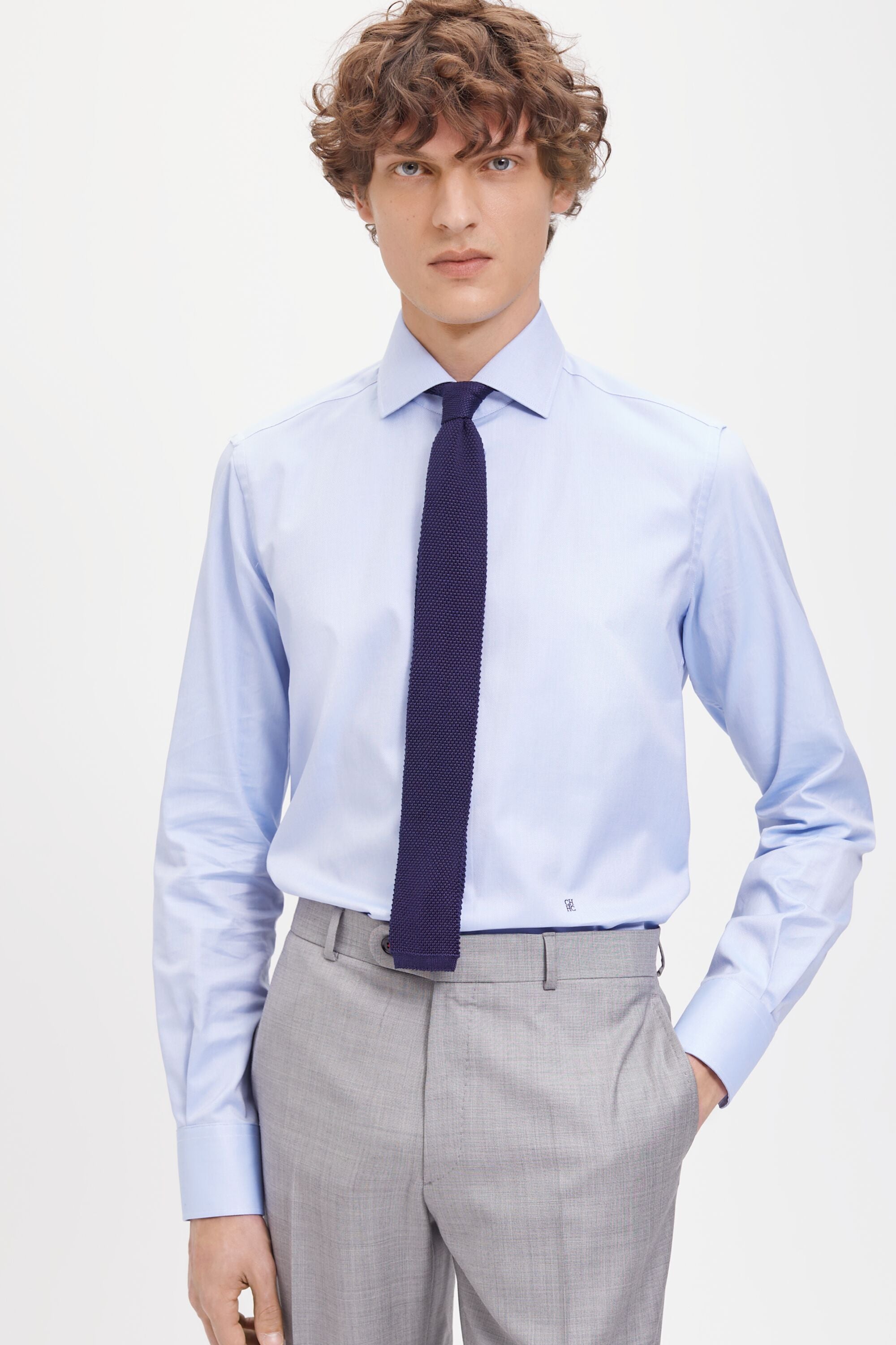Camisa celeste cuello clearance blanco