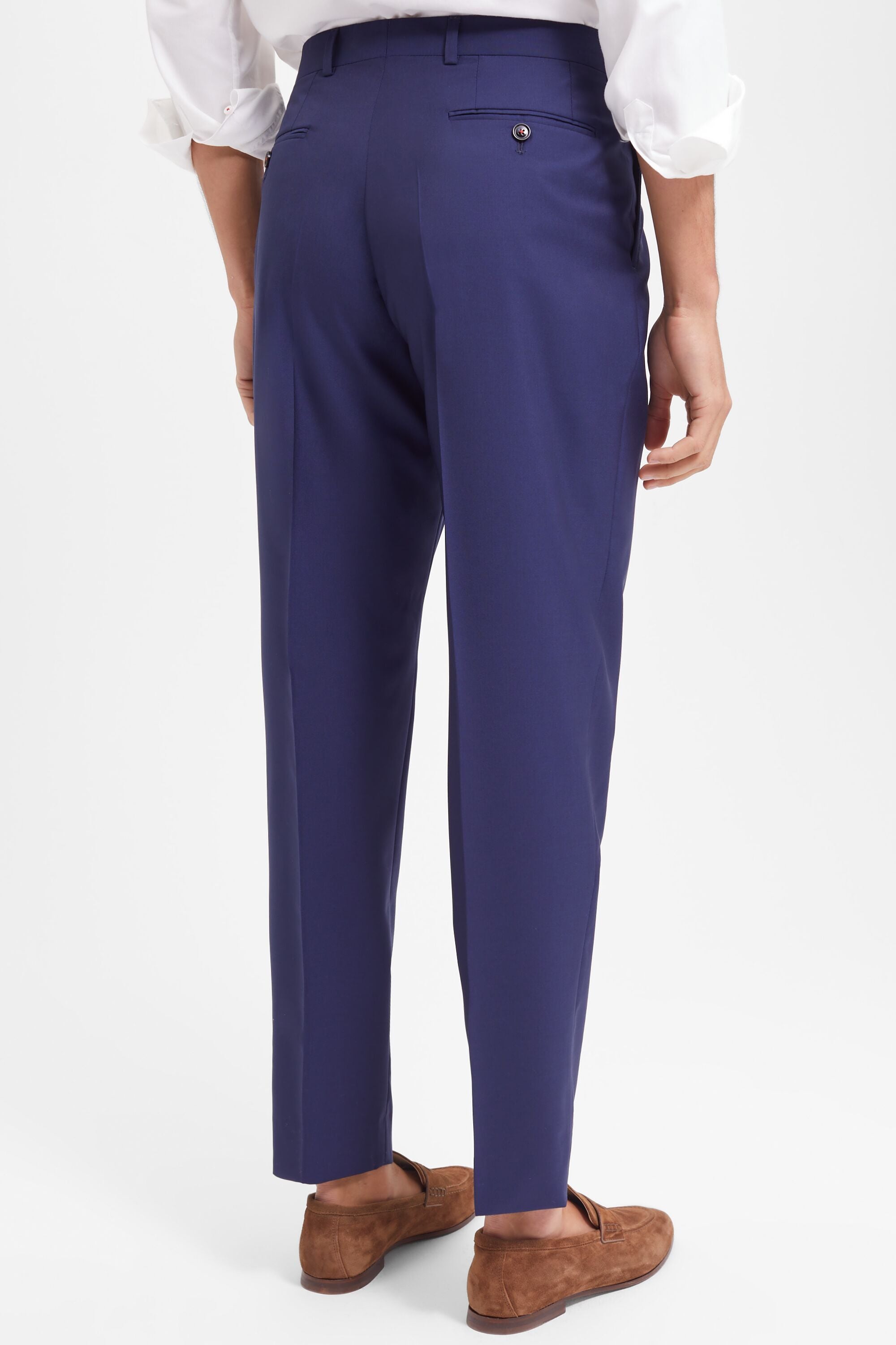 Dark Grey Pleated Vigo Pants in Pure 4-Ply Traveller Wool | SUITSUPPLY US