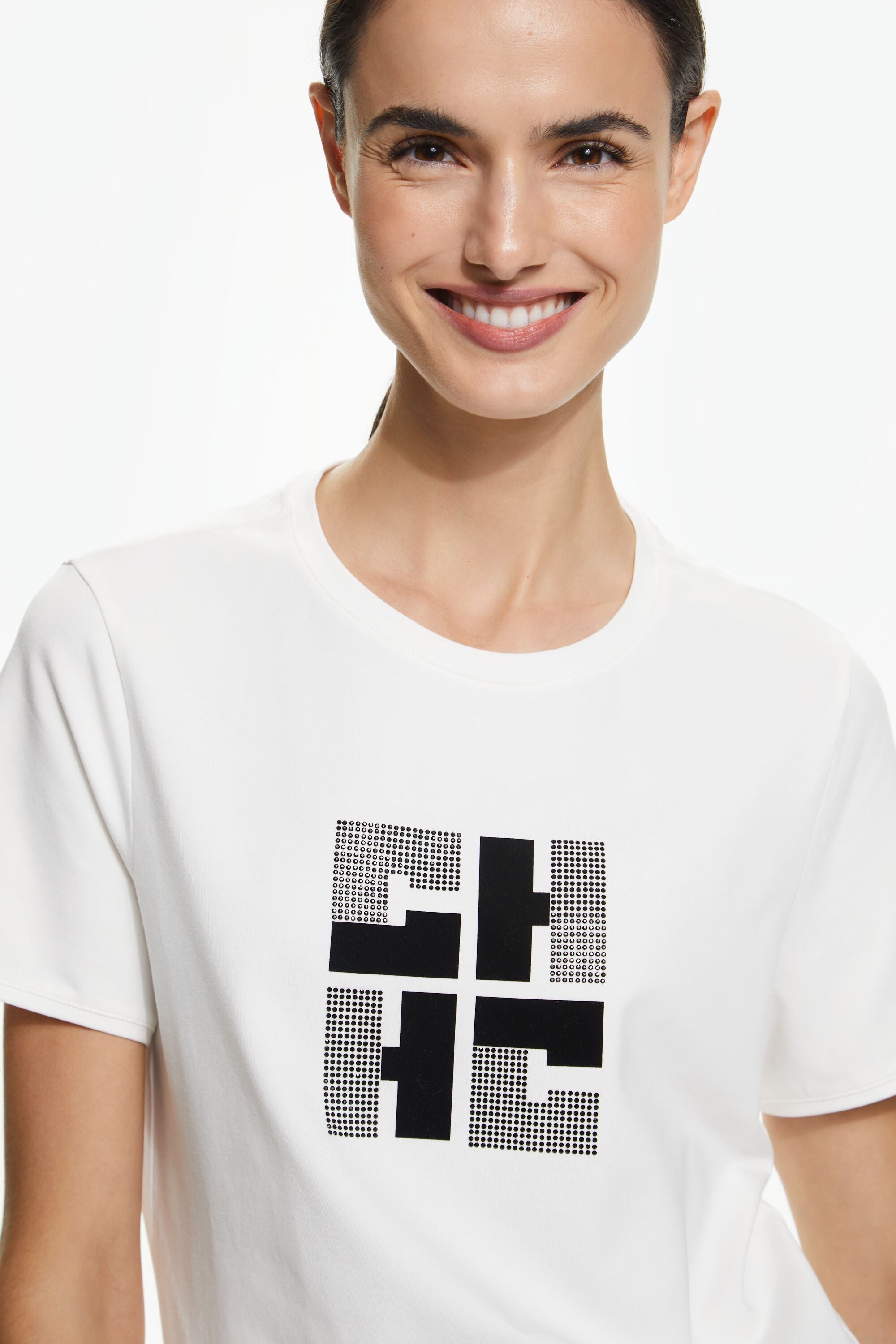 Carolina Herrera faux pearl-detail short-sleeve T-shirt - Black