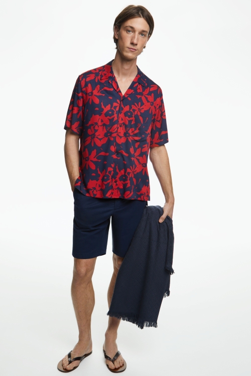 BERMUDA REGULAR FIT DE SARGA DE ALGODÓN