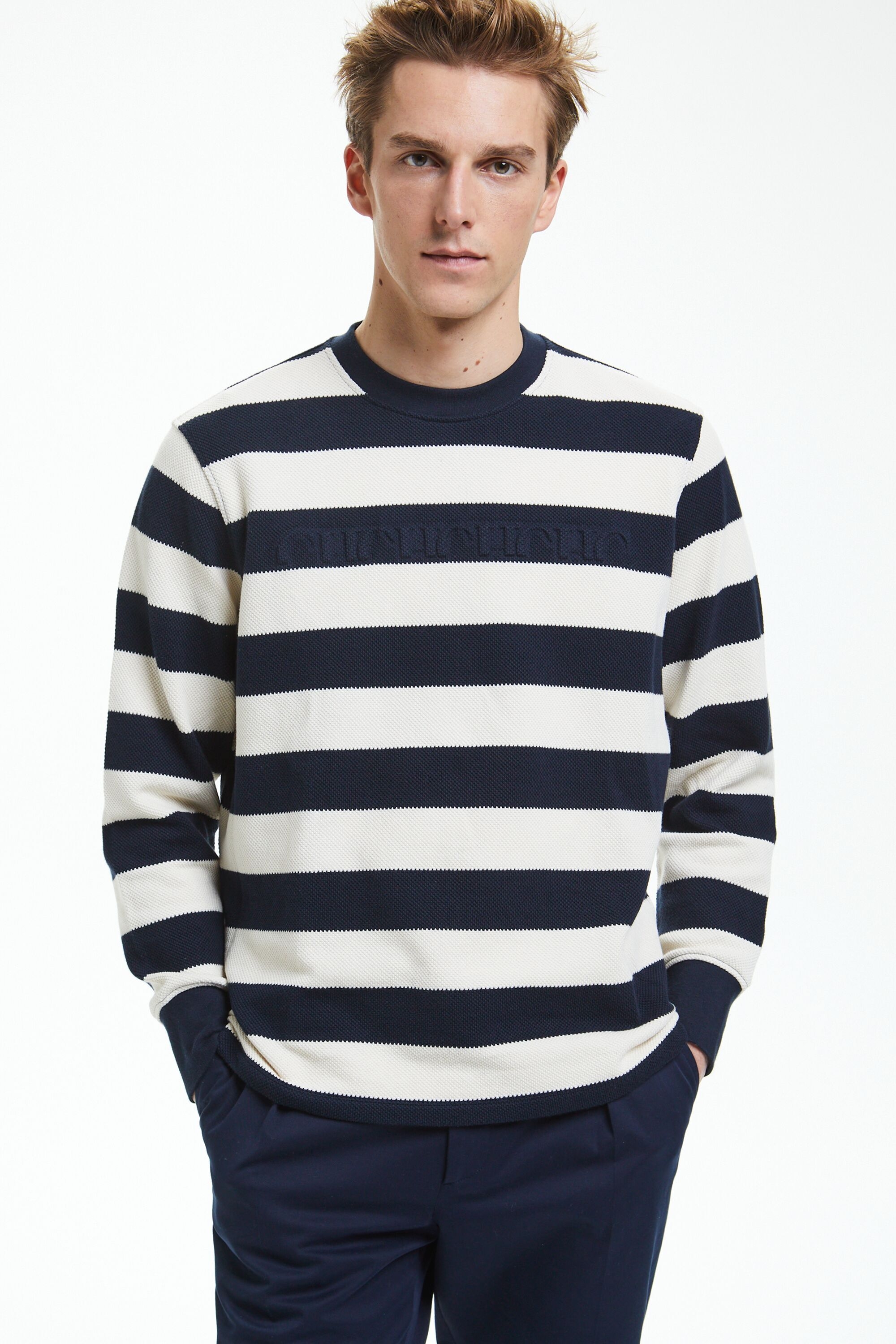 CH striped sweatshirt