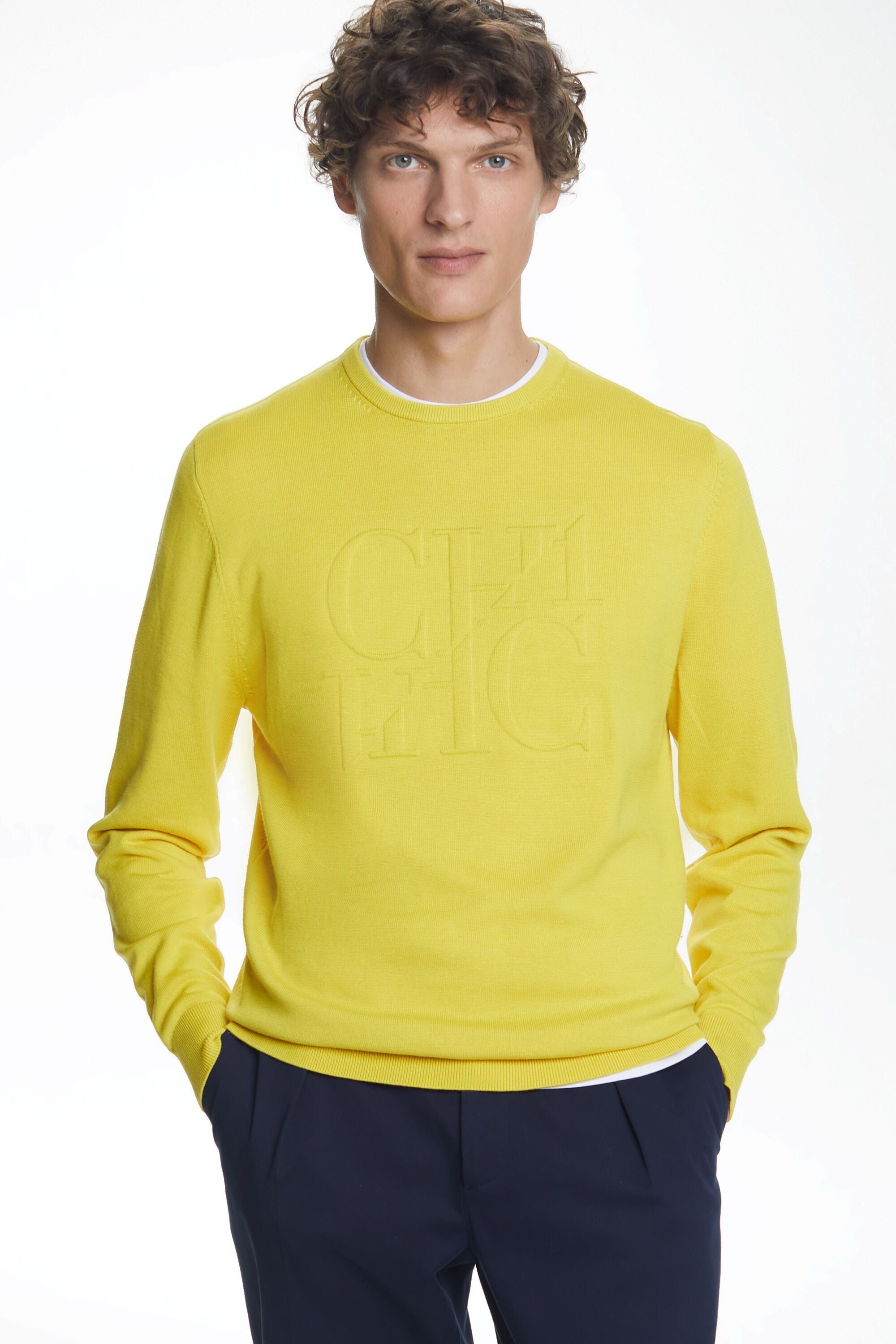 Yellow crew top neck jumper