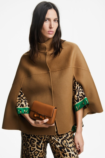 Double-faced wool cape