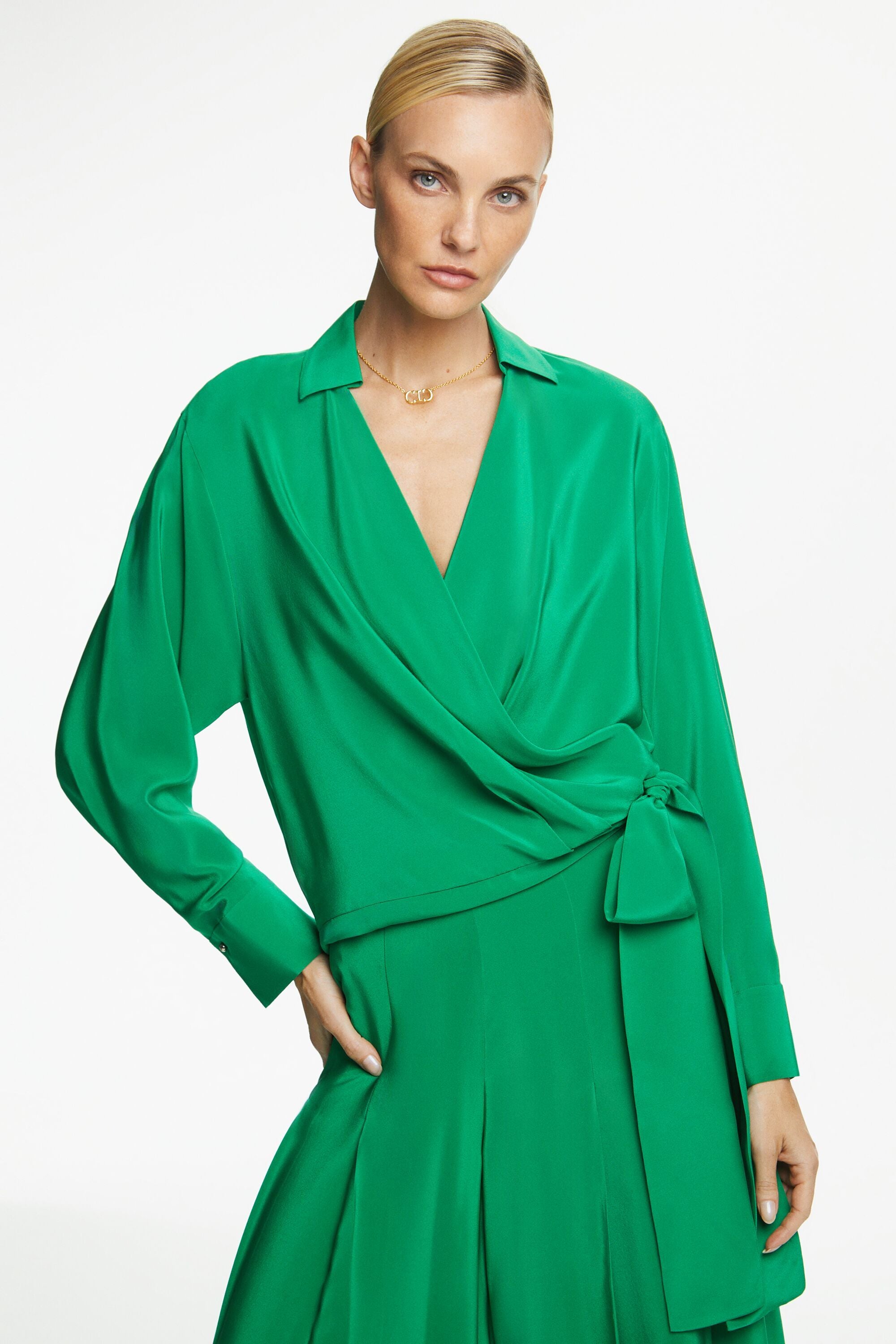 Cachecoeur crepe chine shirt with bow green - CH Carolina Herrera  