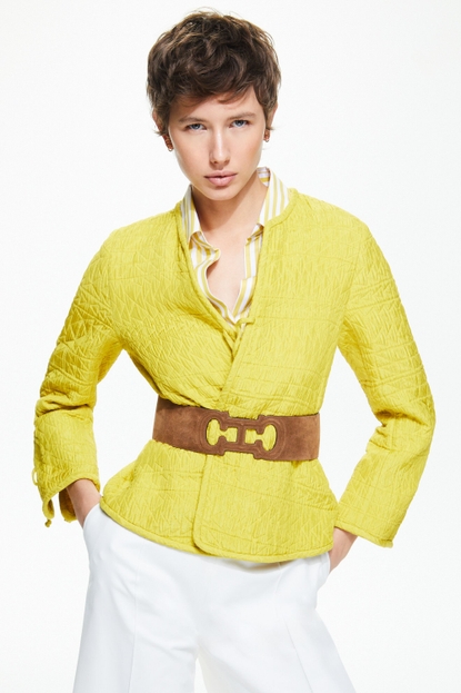 Embossed short jacket with bows