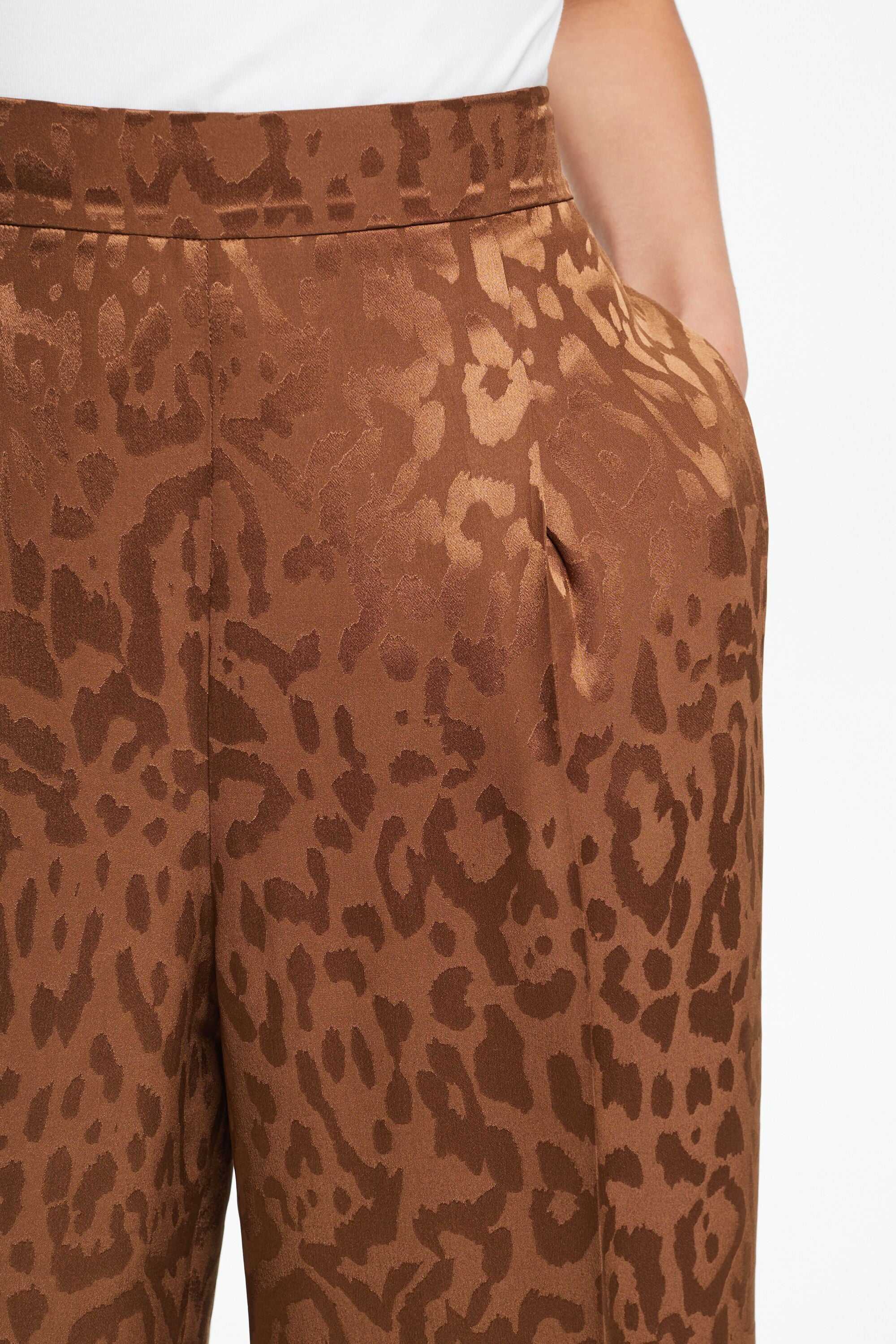 A Printed Pyjama-Style Pants Set + Crocs | 15 Outfit Ideas to Style Crocs  Like a Pro | POPSUGAR Fashion UK Photo 9