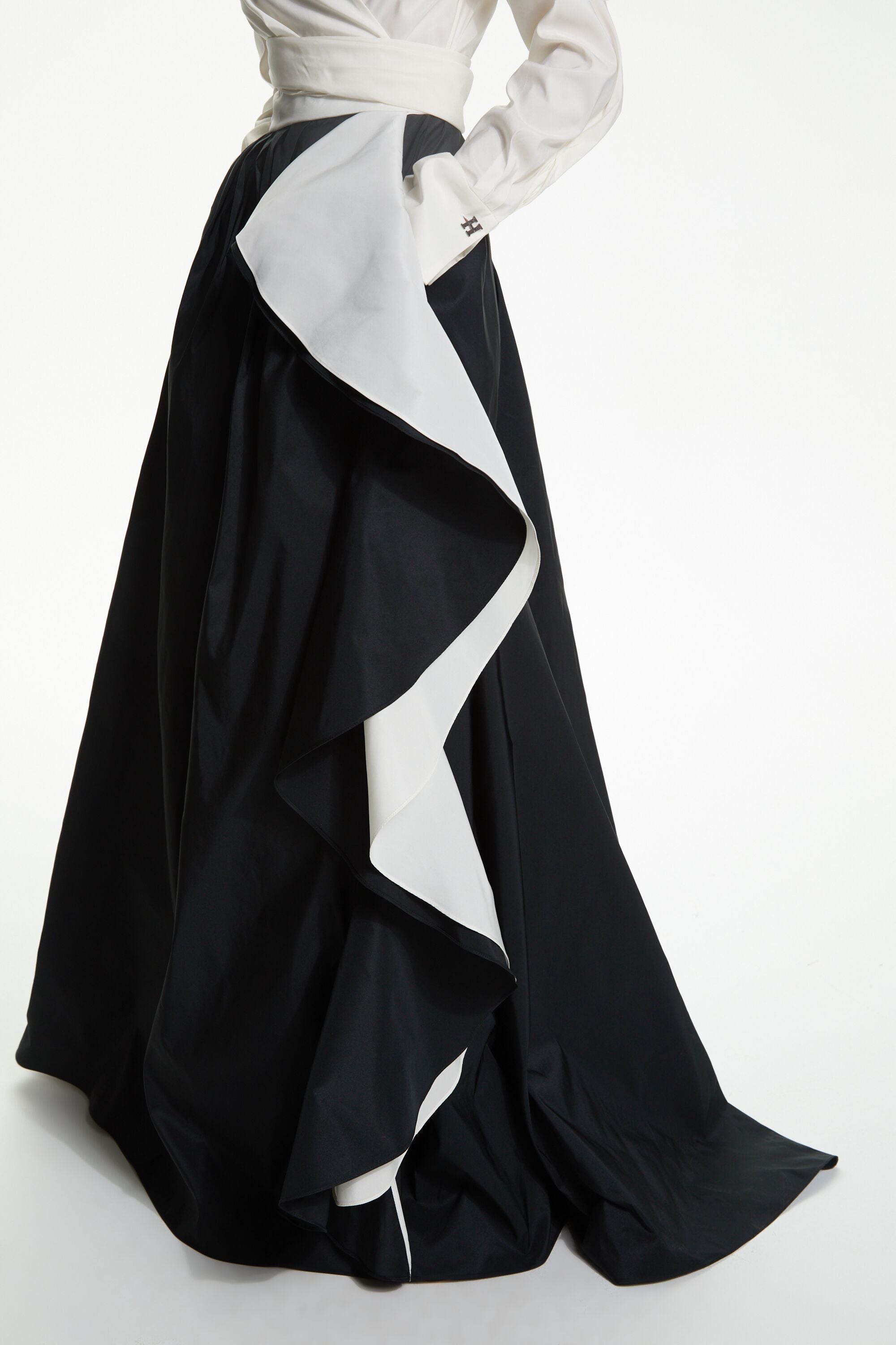 Teri Jon Two-tone Belted Taffeta Shirt Gown in Black | Lyst