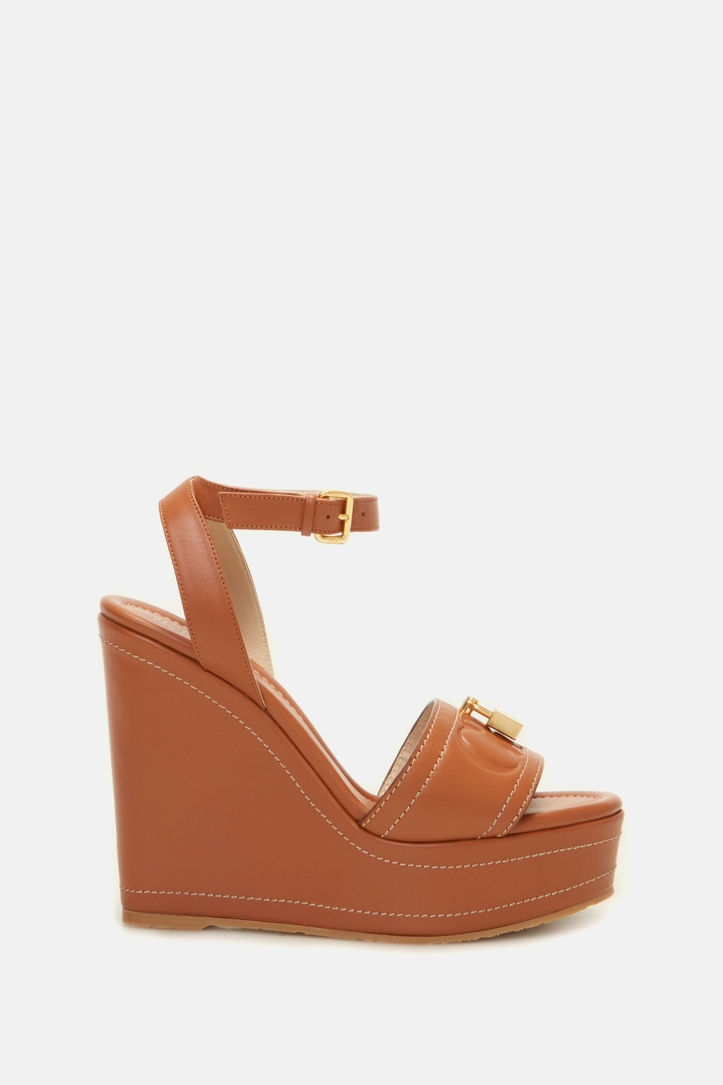 Factory Locked 100 leather wedges tan - CH Carolina Herrera United States