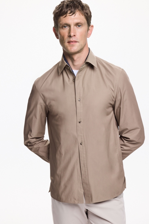 SOBRECAMISA DE POPELÍN TÉCNICO CON CUELLO ITALIANO