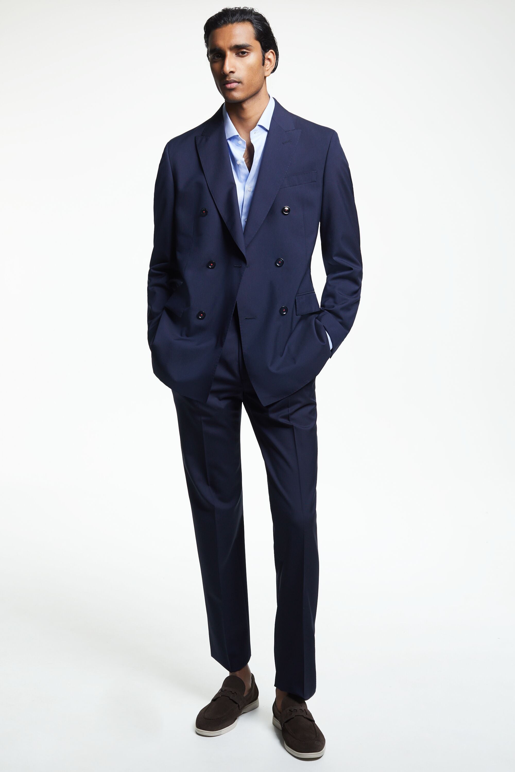 Traje carolina herrera hombre deals