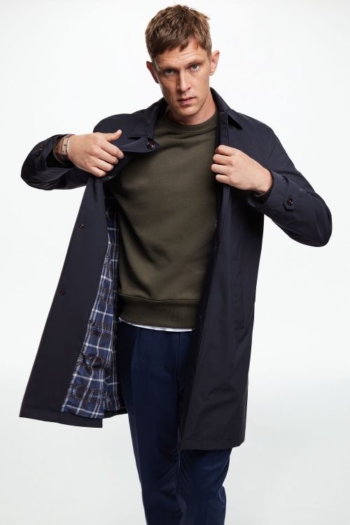 GABARDINA DE NYLON TÉCNICO CON FORRO CHARTAN