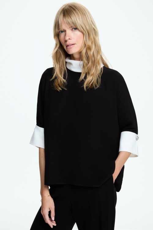 JEWEL BUTTON-DETAILED CREPE OVERSIZE TOP