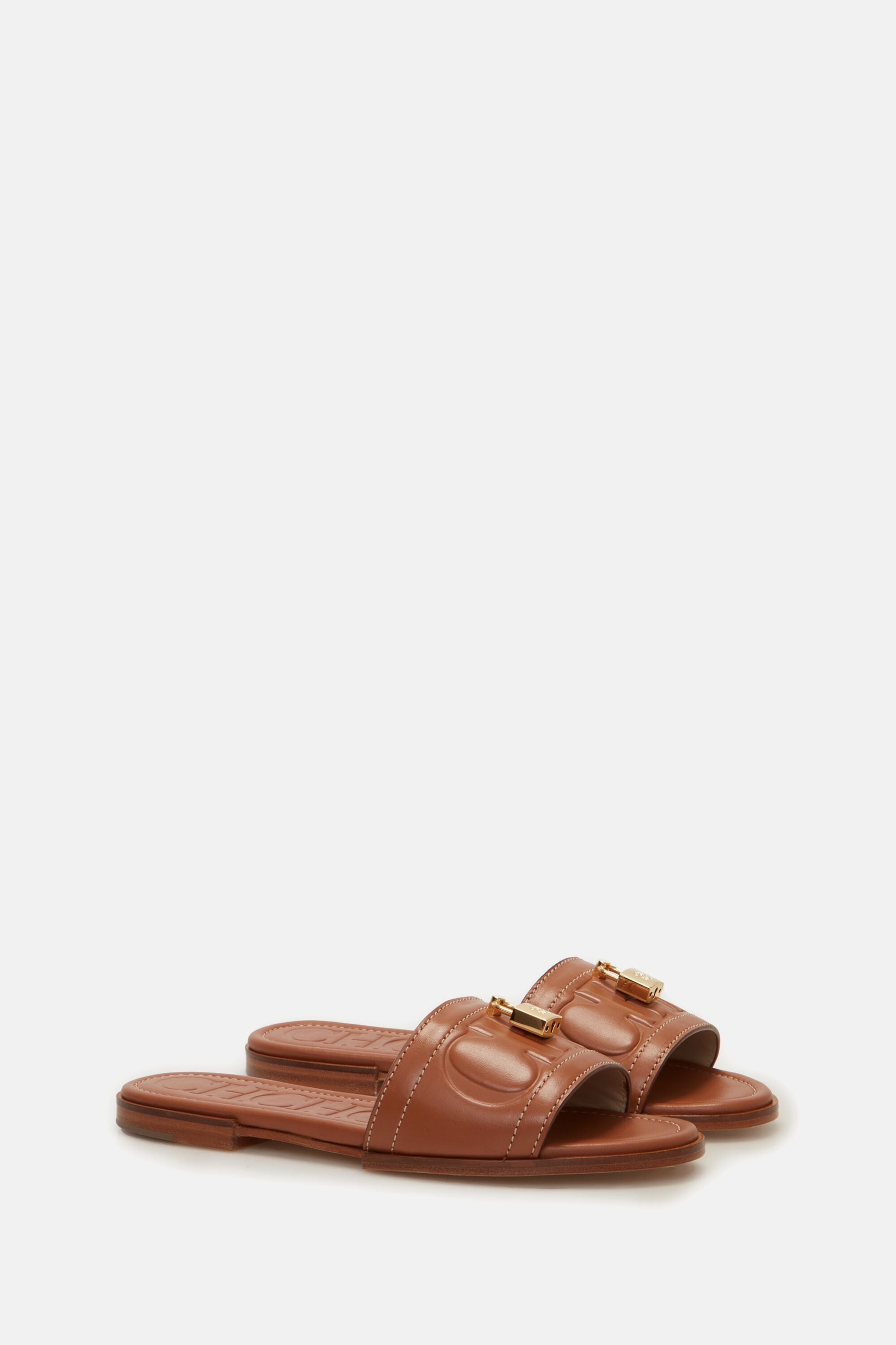 FACTORY LOCKED LEATHER SLIDES cognac - CH Carolina Herrera FACTORY LOCKED LEATHER SLIDES cognac - CH Carolina Herrera