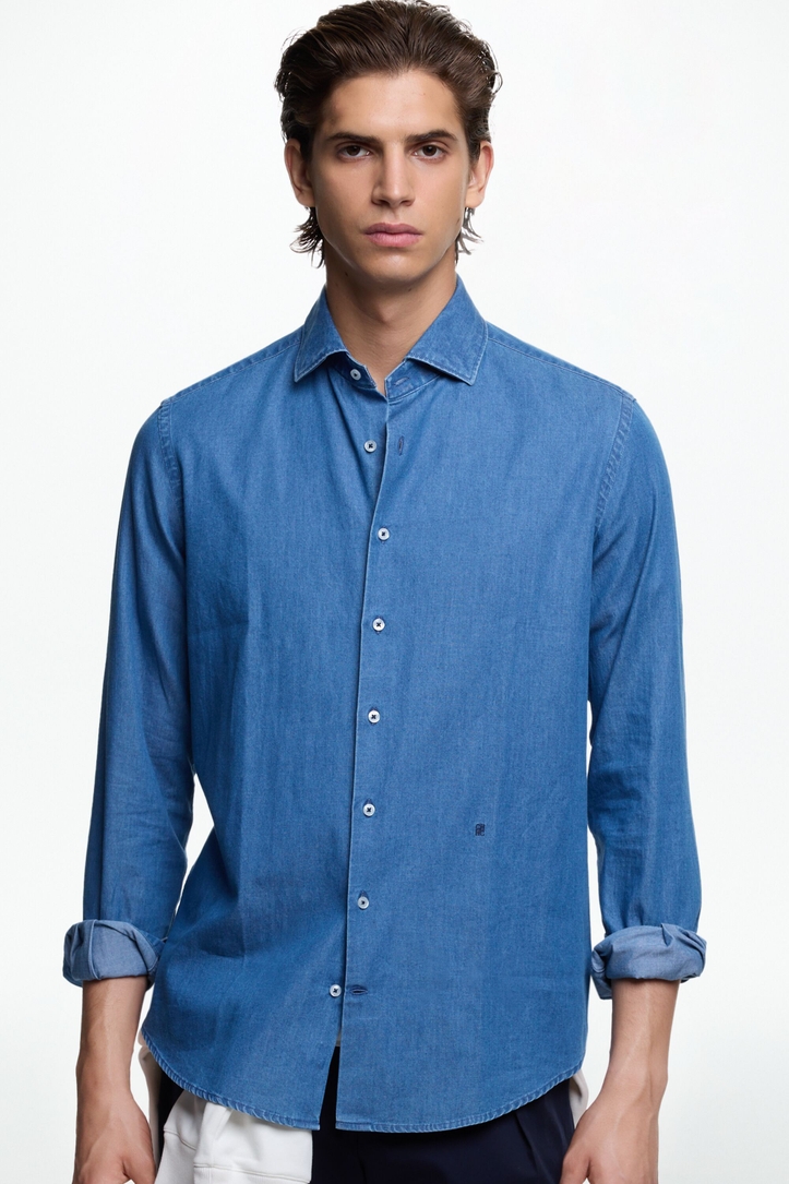 Camisa de Denim con Cuello Italiano