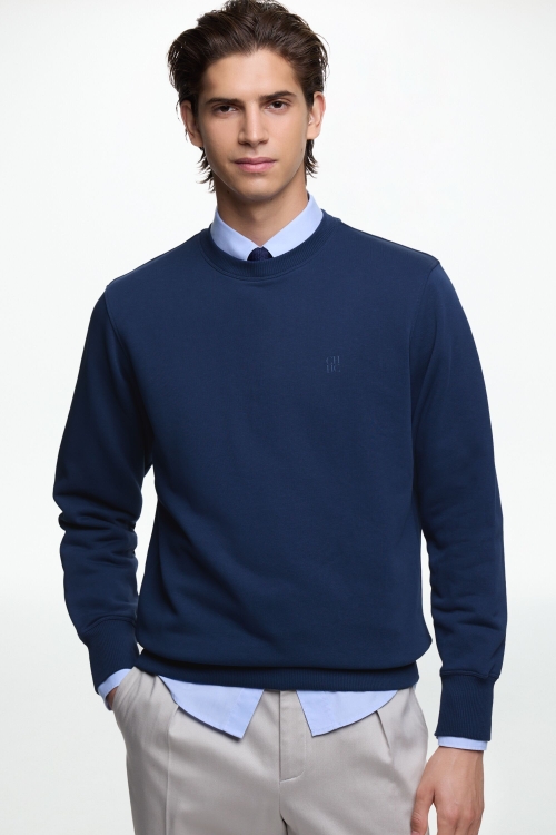 CH EMBOSSED SWEATSHIRT