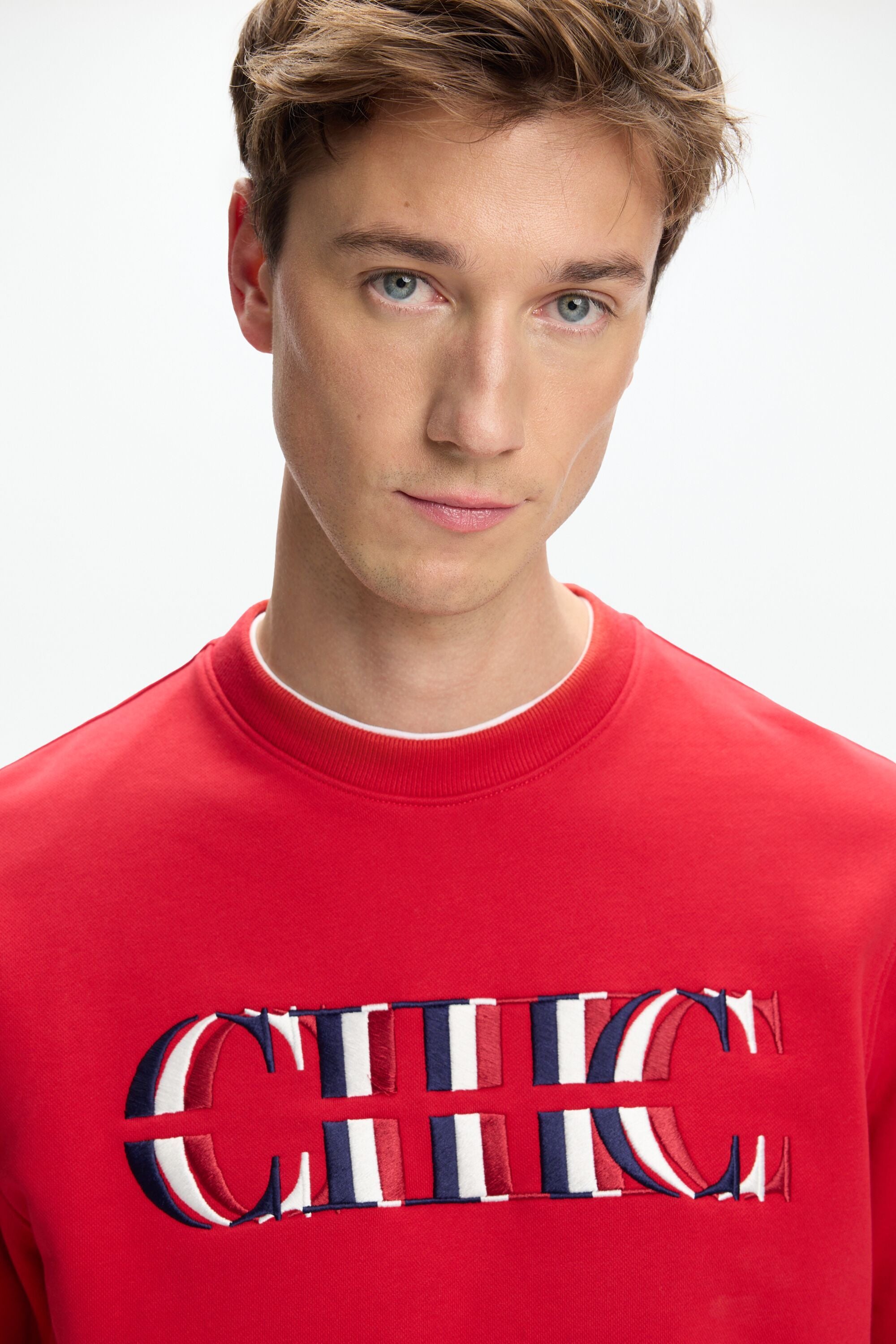 CH Embroidered Sweatshirt red - CH Carolina Herrera United CH Embroidered Sweatshirt red - CH Carolina Herrera United