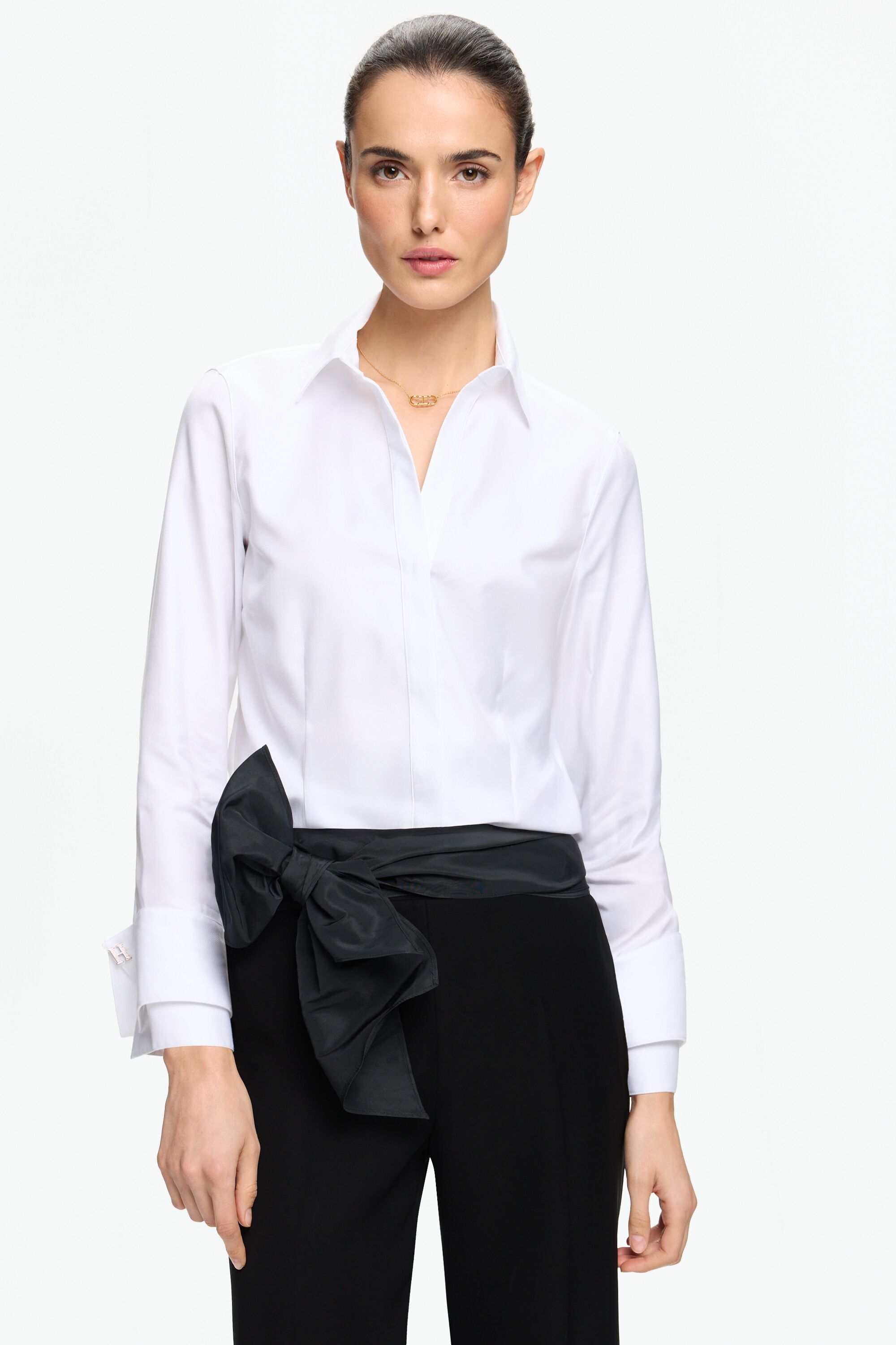 Cufflink-Detailed Poplin Fitted Shirt with Double Cuffs