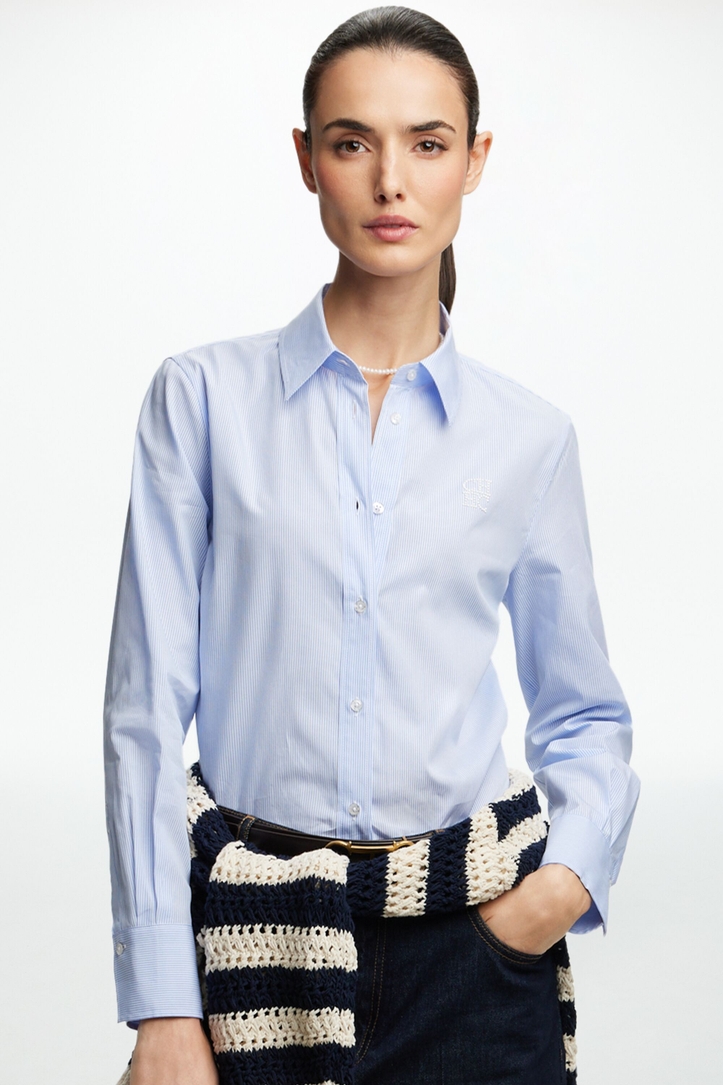 Oxford Fitted Shirt with Pearls