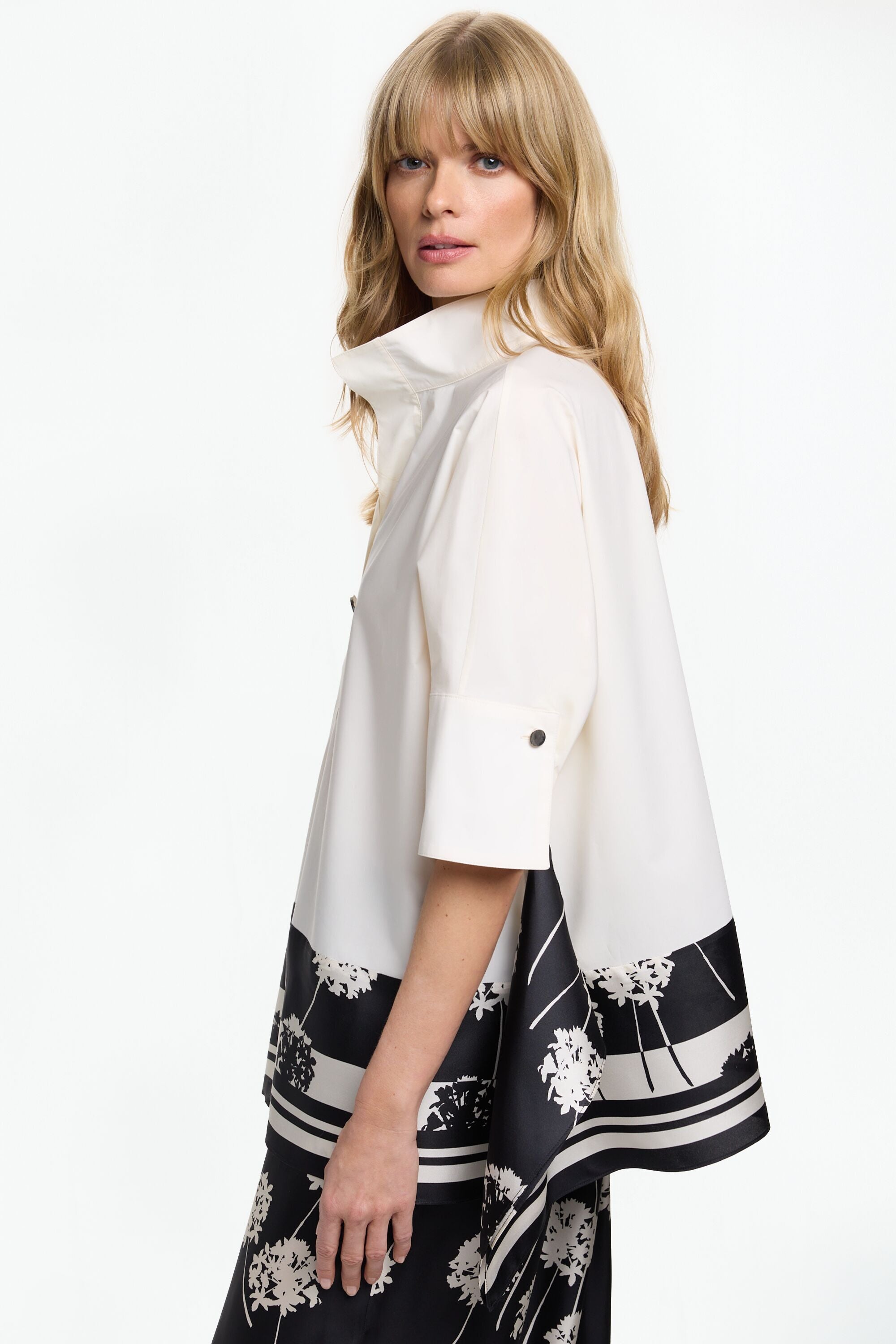Jasmine Biznaga Print Twill Poplin Oversize Shirt ecru/black