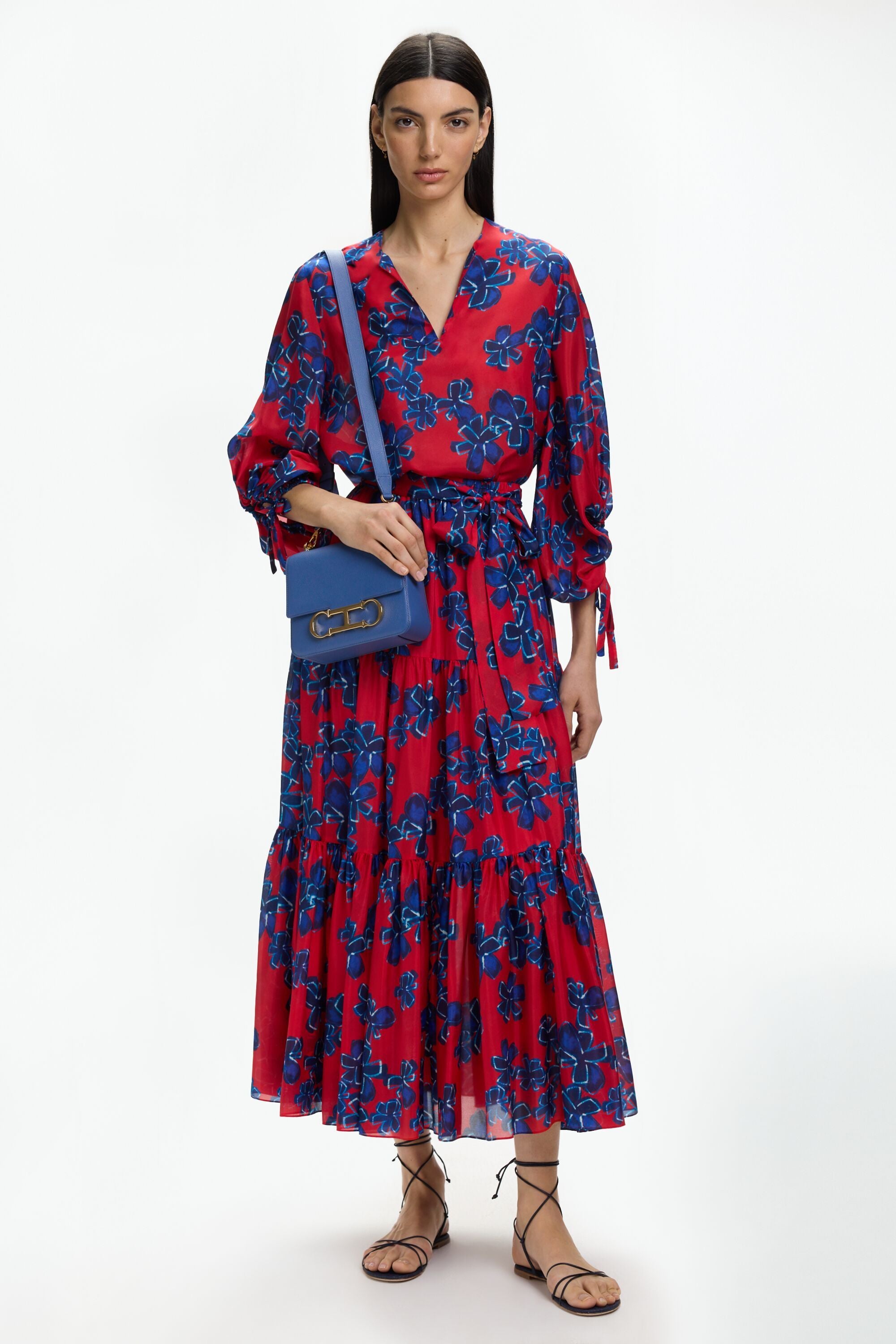 【日本入手困難】Embroidered vintage-look habutai silk dress Jasmine Arty Silk Habotai Straight-Fit Top red/blue - CH