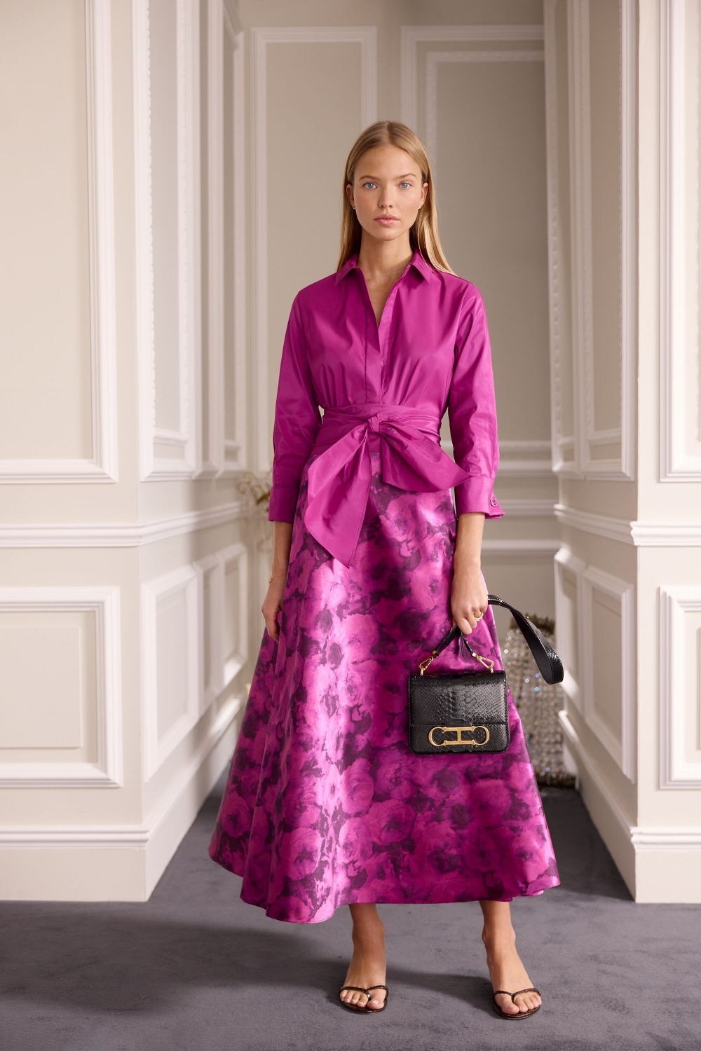 FALDA DE JACQUARD FLORAL CON CINTURÓN