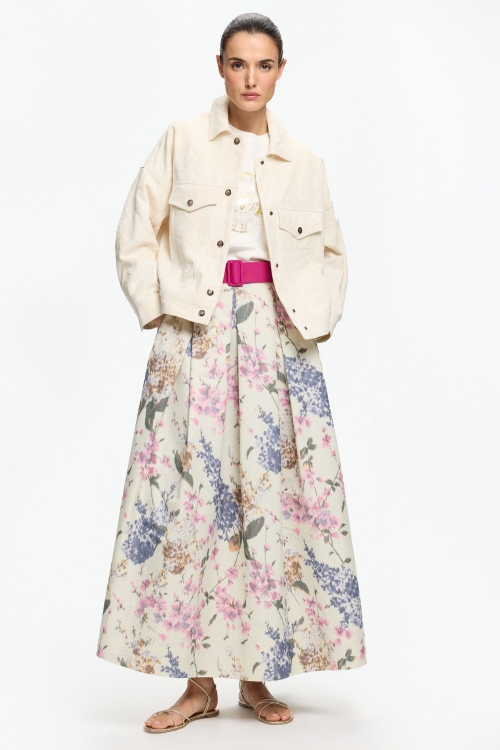 CAMISETA OVERSIZE CON SELLO ESTAMPADO