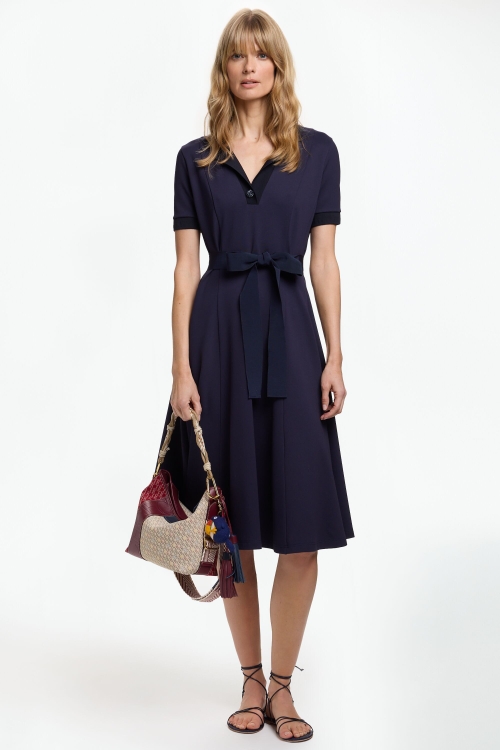 VESTIDO EVASÉ DE PUNTO ROMA CON BOTÓN JOYA