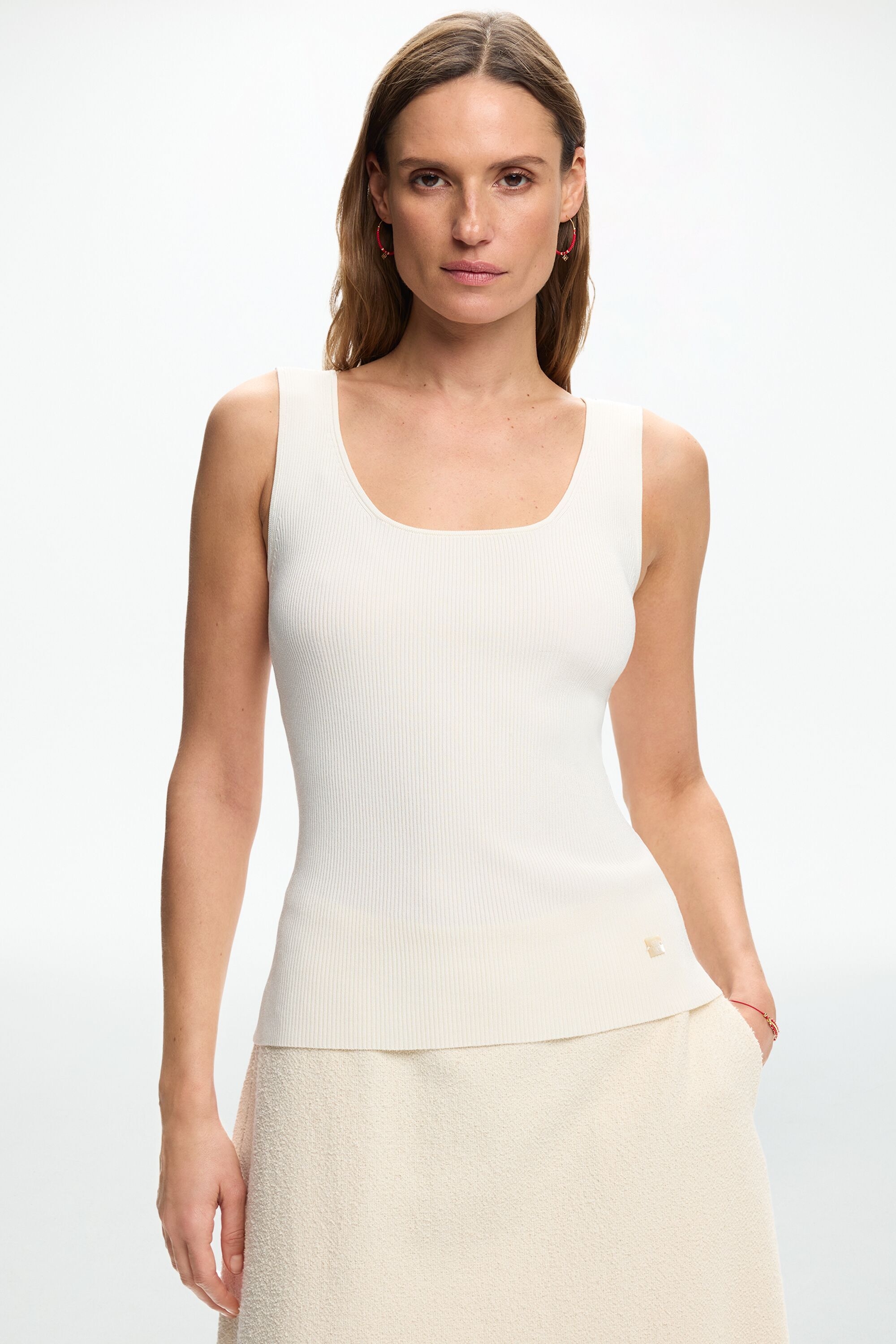 Sleeveless Ribbed Knit Fitted Top