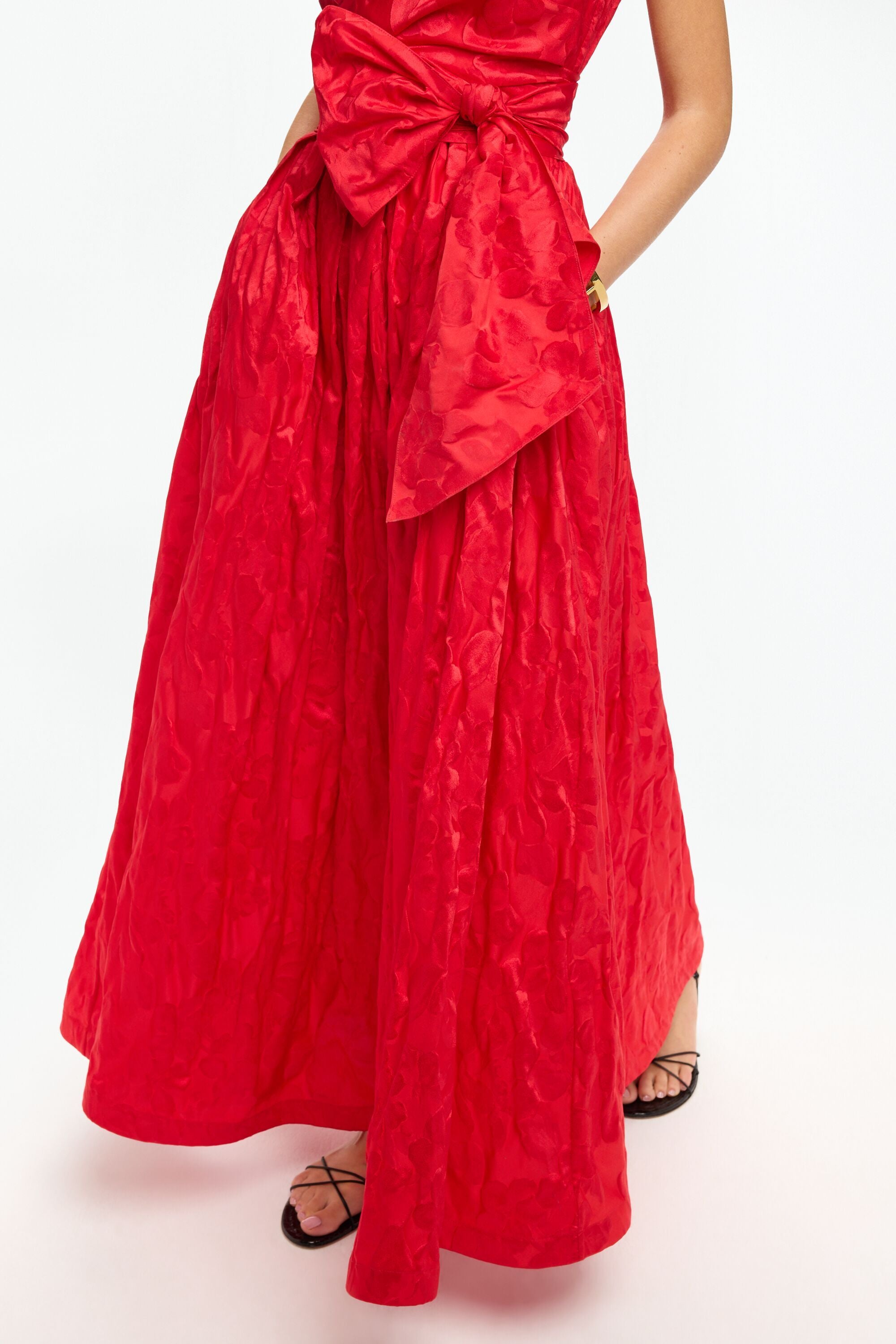 Bow-Detailed Flowery Jacquard Long Dress red - CH Carolina Bow-Detailed Flowery Jacquard Long Dress red - CH Carolina