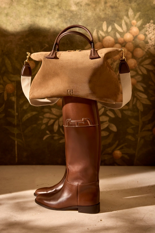 DOMA INSIGNIA LEATHER FLAT BOOTS