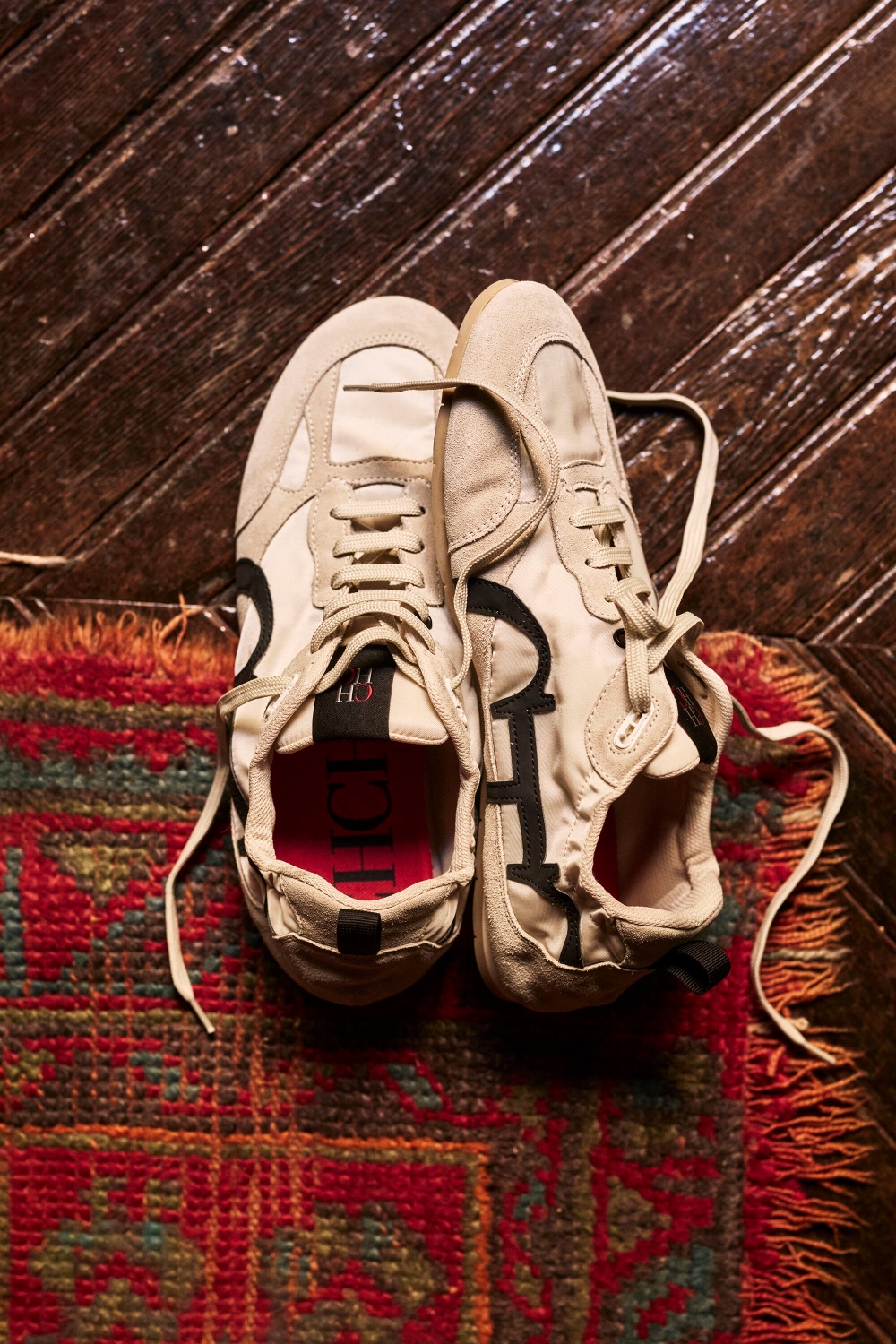 INITIALS INSIGNIA NYLON AND SUEDE RUNNERS