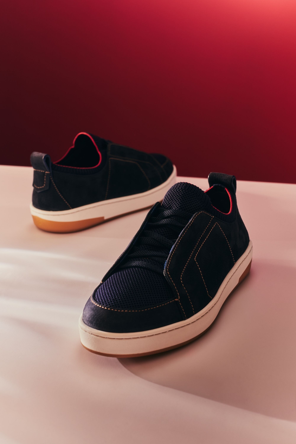 BLASÓN SNEAKER DE PIEL Y TEJIDO TÉCNICO