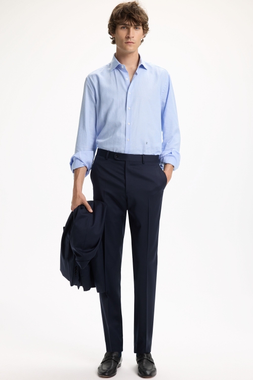 PANTALÓN DE TRAJE CLASSIC FIT DE SARGA LANA