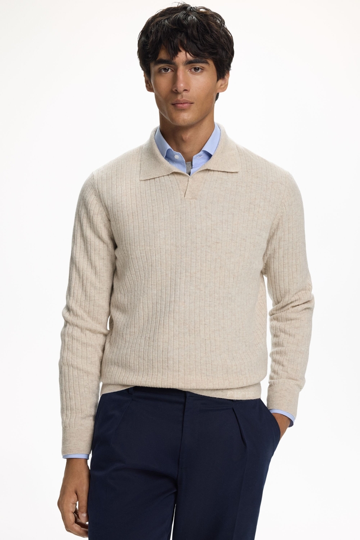 Cashmere sweater