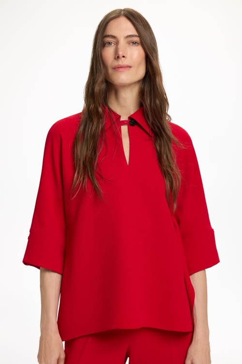 CREPE OVERSIZE TOP WITH JEWEL BUTTON