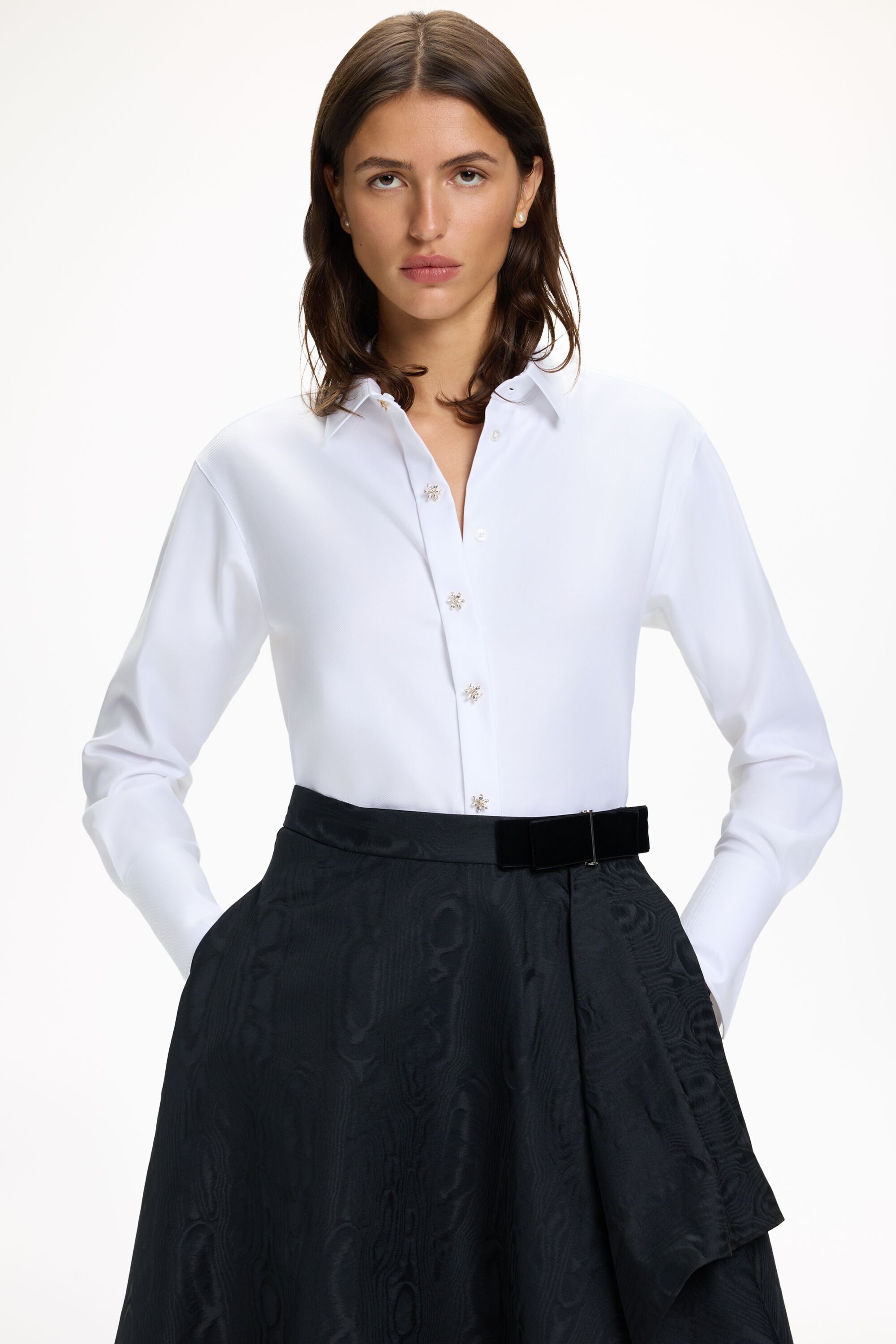 Poplin Straight-Fit White Shirt with Jasmine Buttons