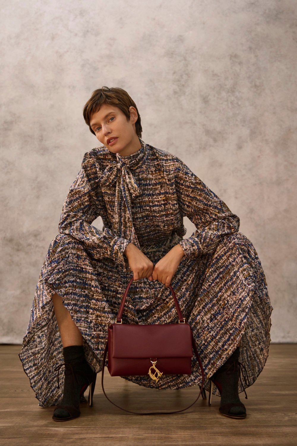 CAMISA RECTA DE CREPÉ DE CHINE ESTAMPADO TWEED