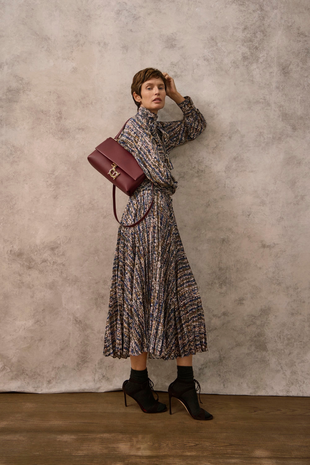 FALDA PLISADA DE CREPÉ DE CHINE ESTAMPADO TWEED
