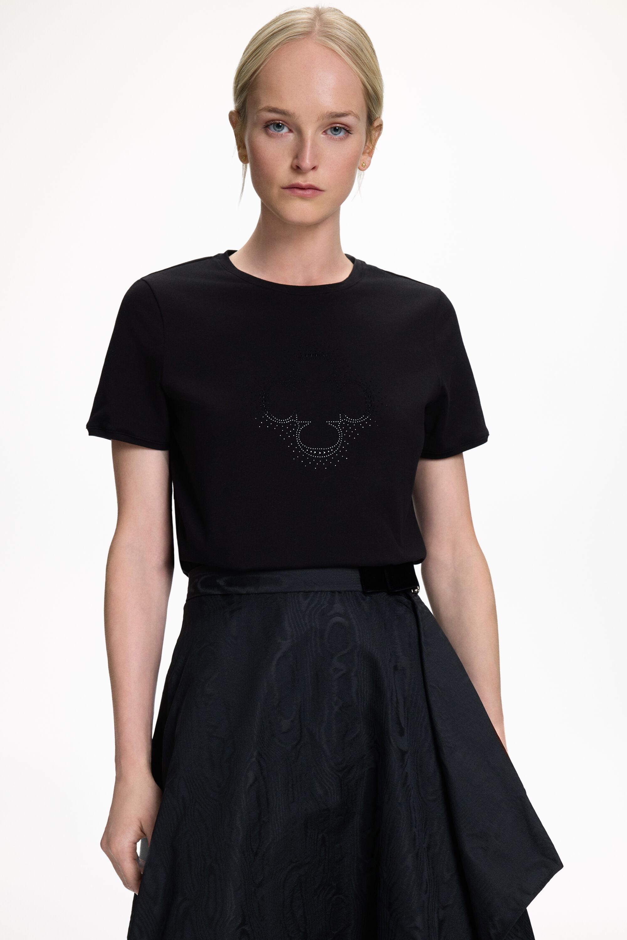 Camiseta con Rosetta Insignia y Cristales