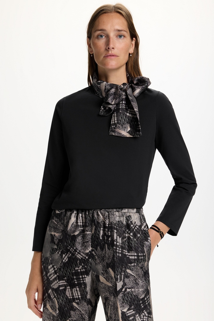 Jersey Fitted T-Shirt with Bow