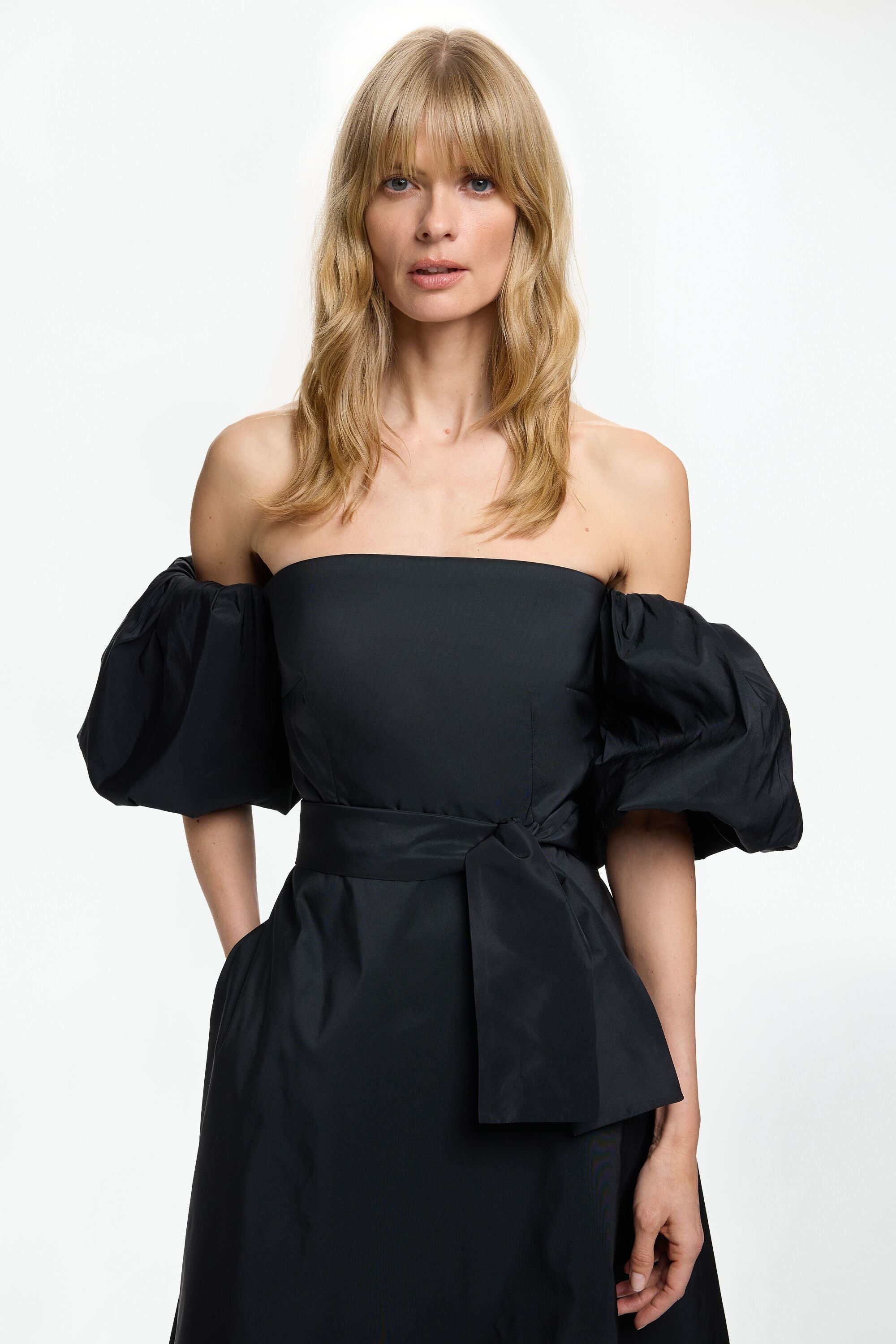 Taffeta Midi Dress with Puffed Sleeves black - CH Carolina