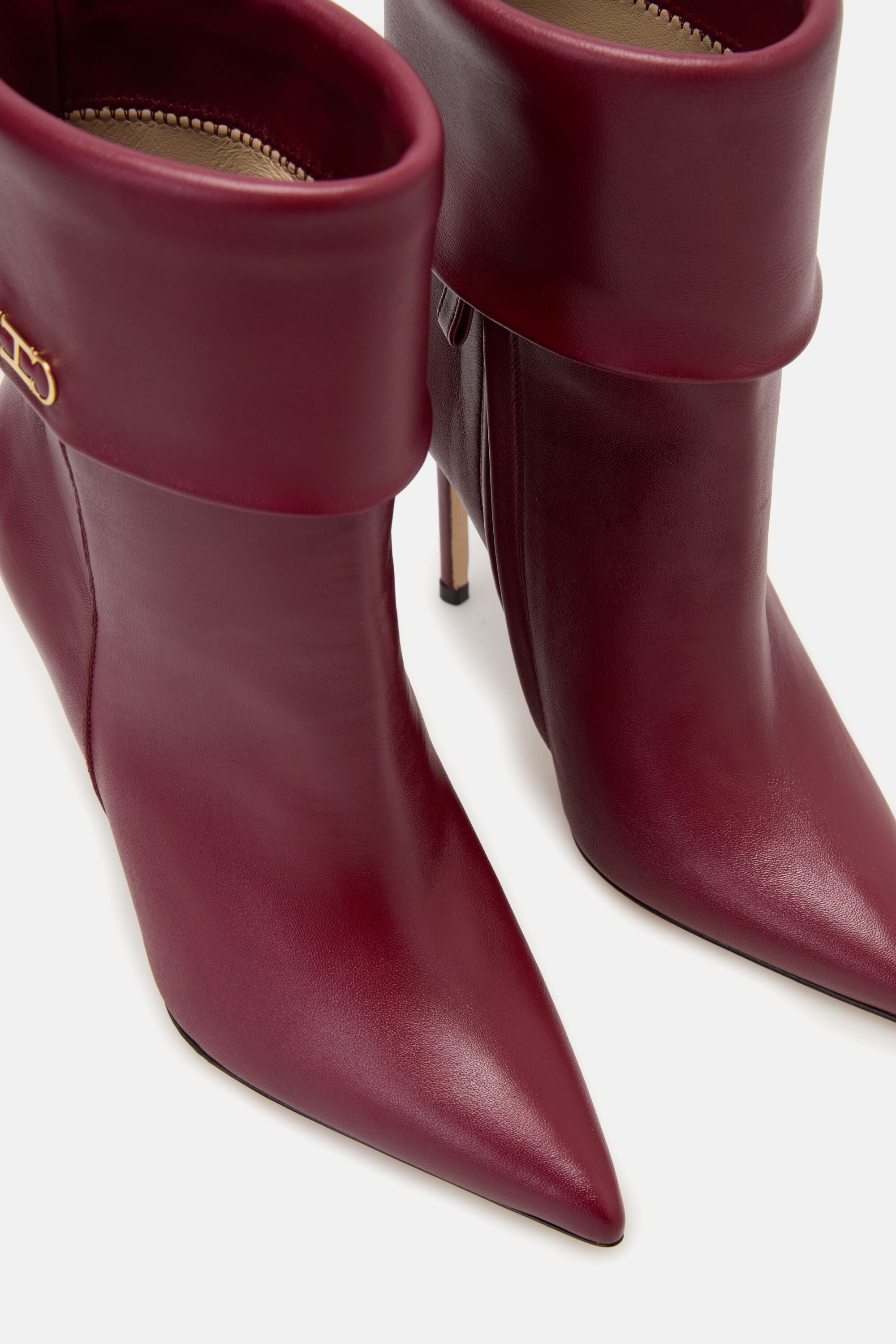 BRUNT 旗 FIRST TIME Initials Insignia Soft 100 Leather Ankle Boots burgundy - CH