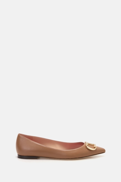Initials Insignia Zapato Plano de Piel - CAMEL