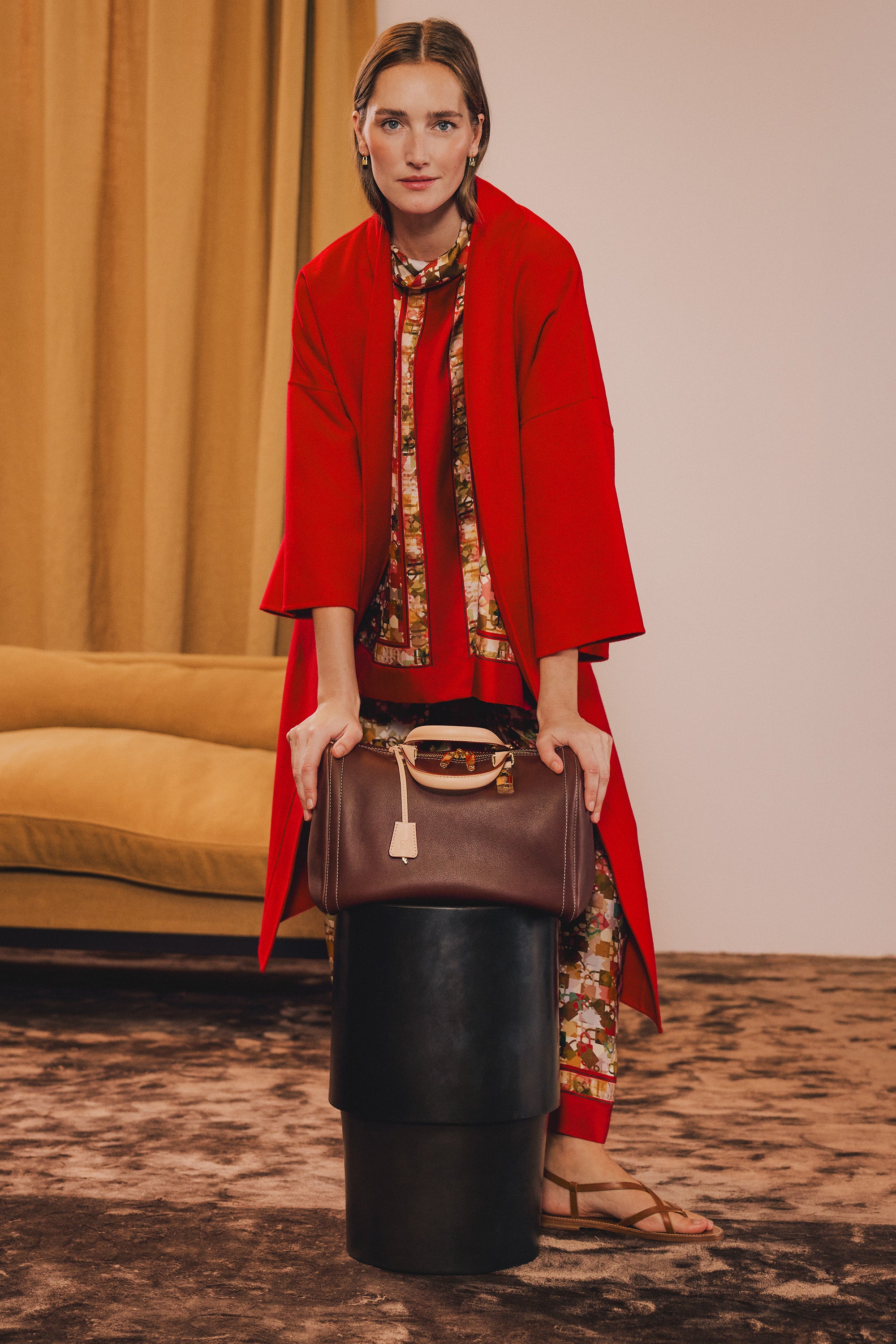 美品 CH CAROLINA HERRERA バルーンコート M相当 リボン LKEC61CMA5010_01_1x1.jpg