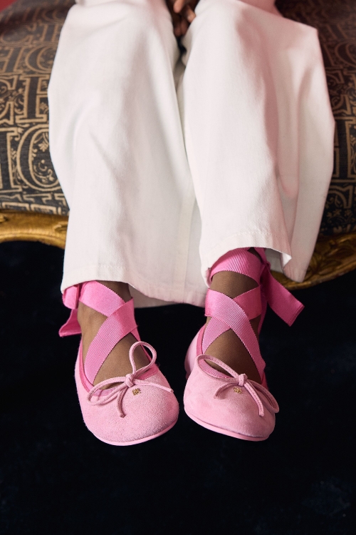 LEATHER BALLET FLATS WITH TIES